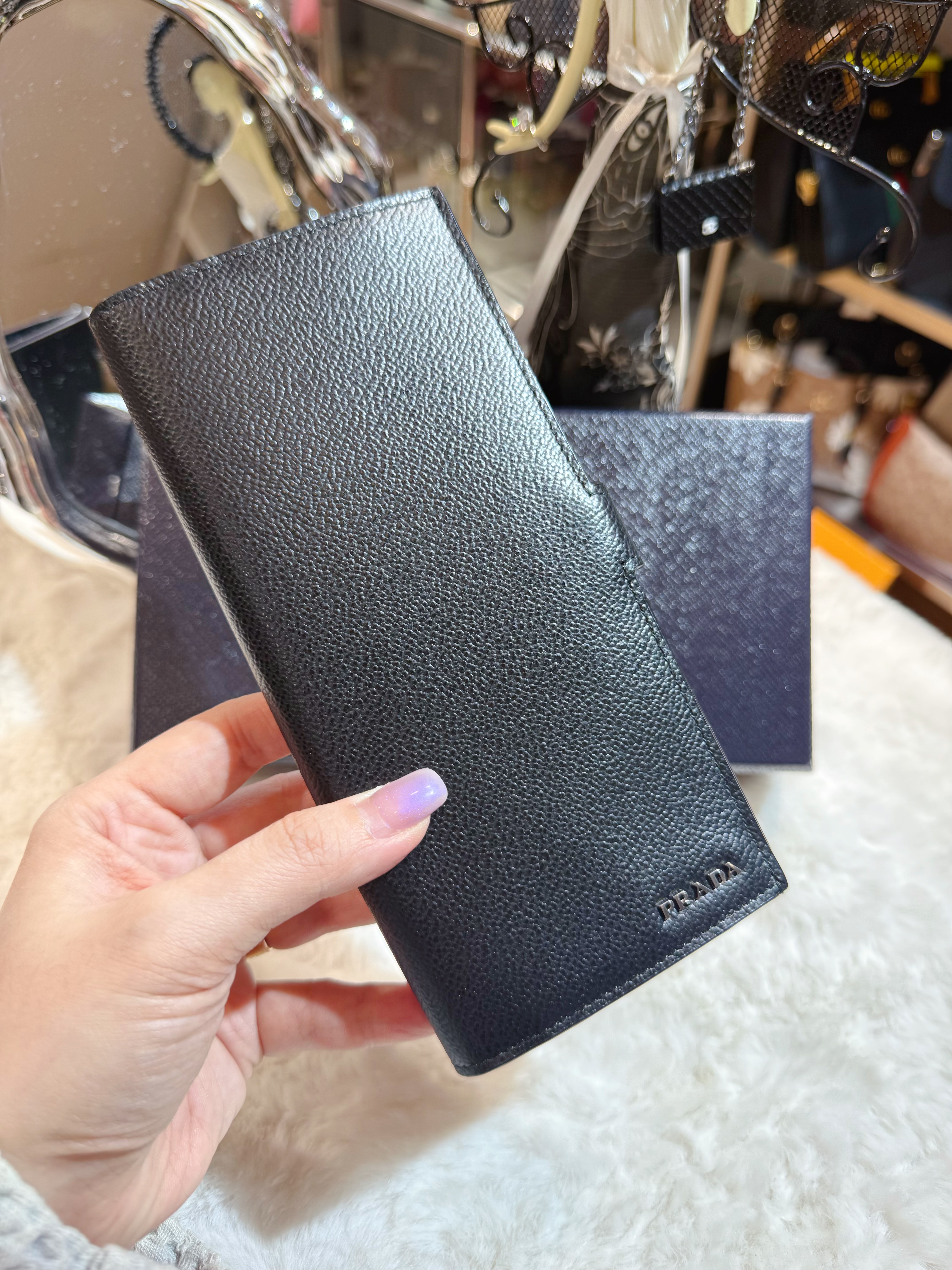 Prada slim wallet pebb/blk/navy