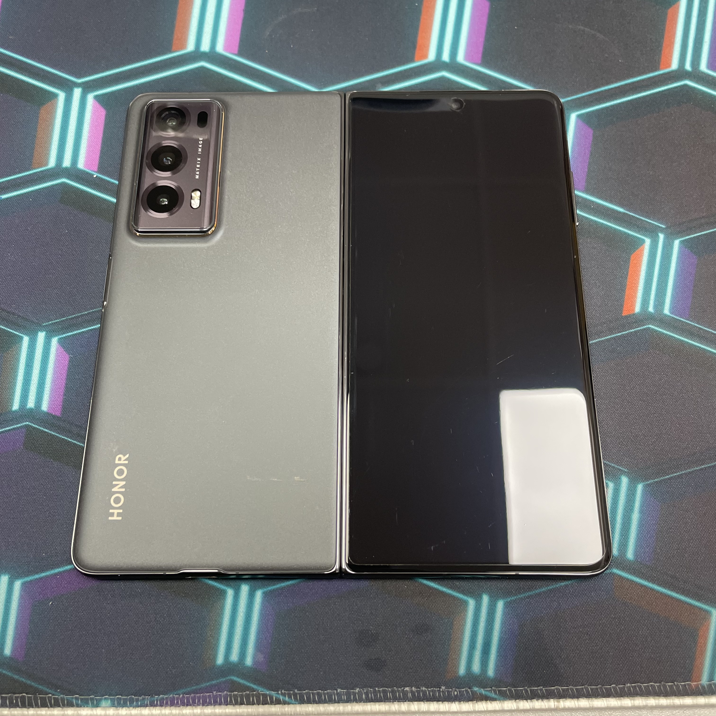 *5909 Honor Magic V2 靚機 16+512GB 黑色 black