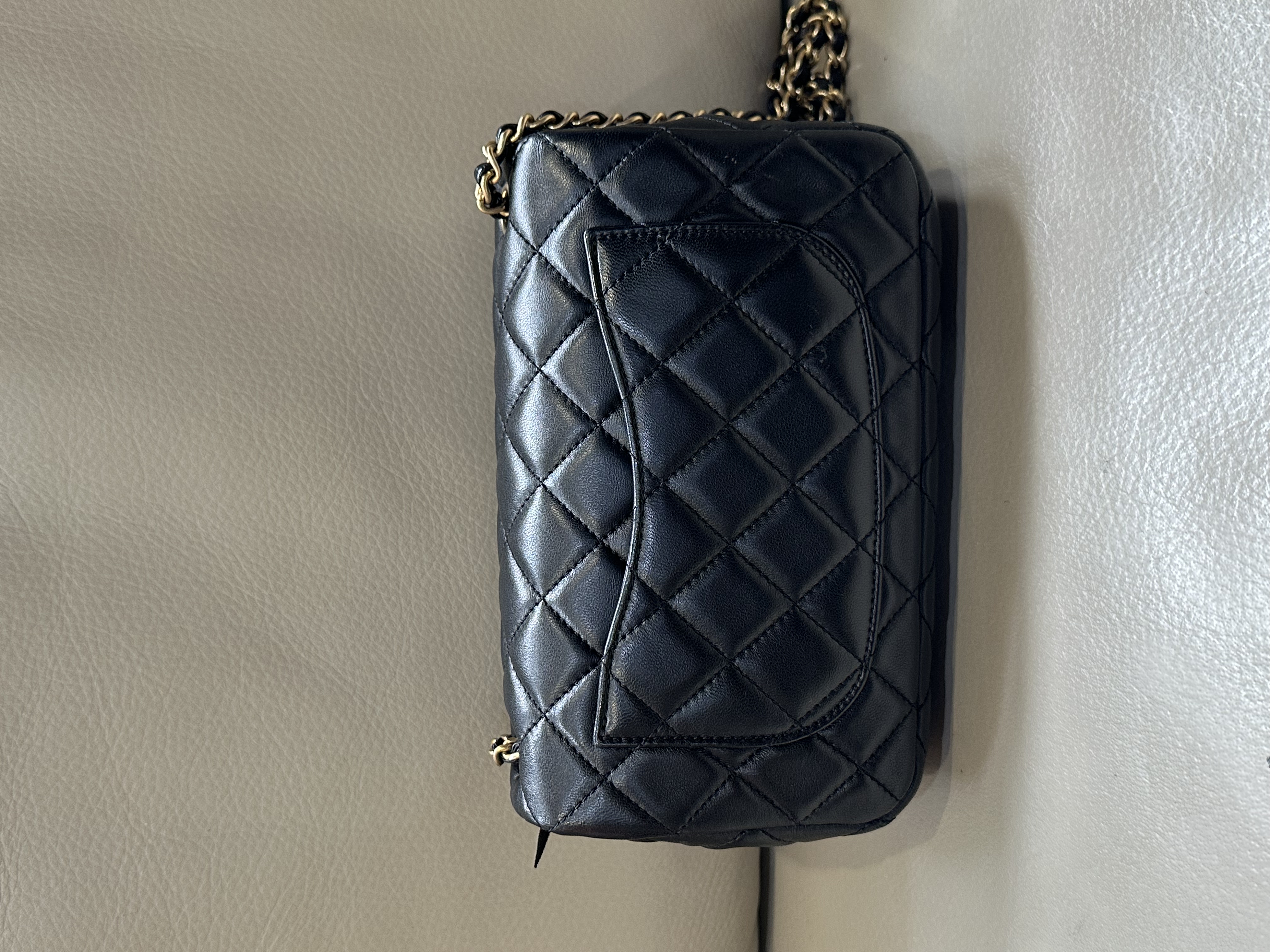 Pre-owned Chanel Mini Rectangular Pearl Crush Flap Bag / Product code :26040514