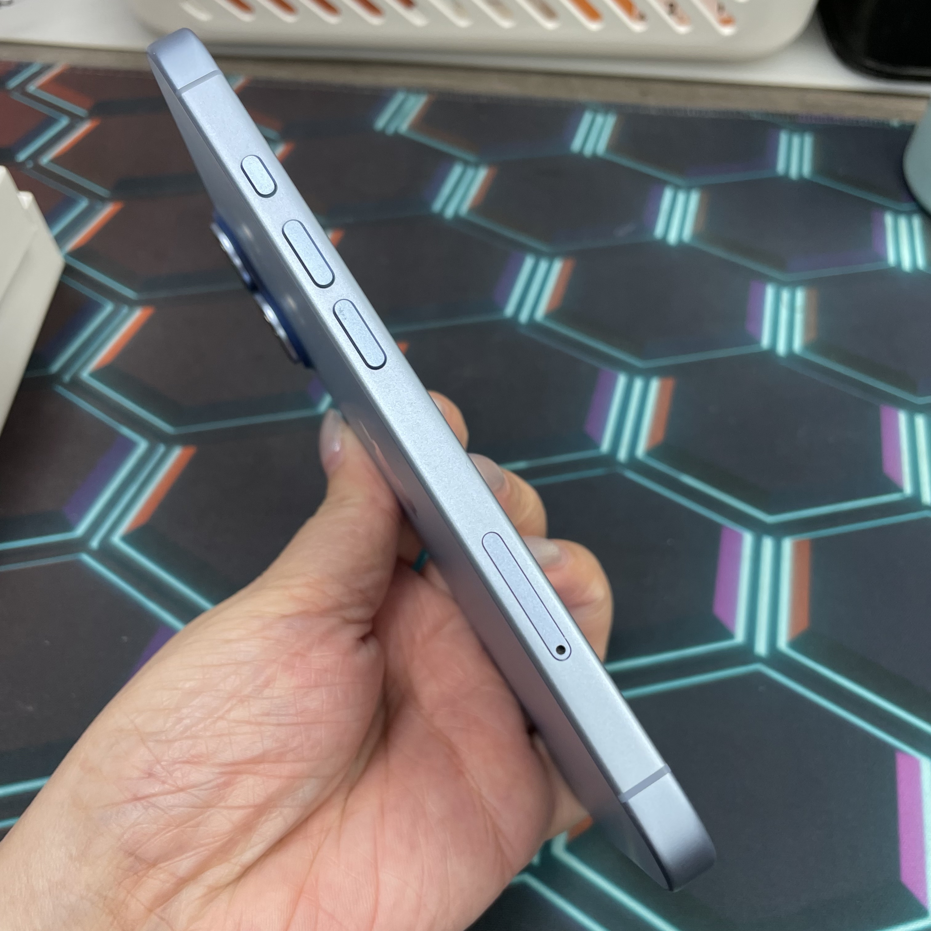 *7123 17 未使用品 256GB 電100 藍色 blue