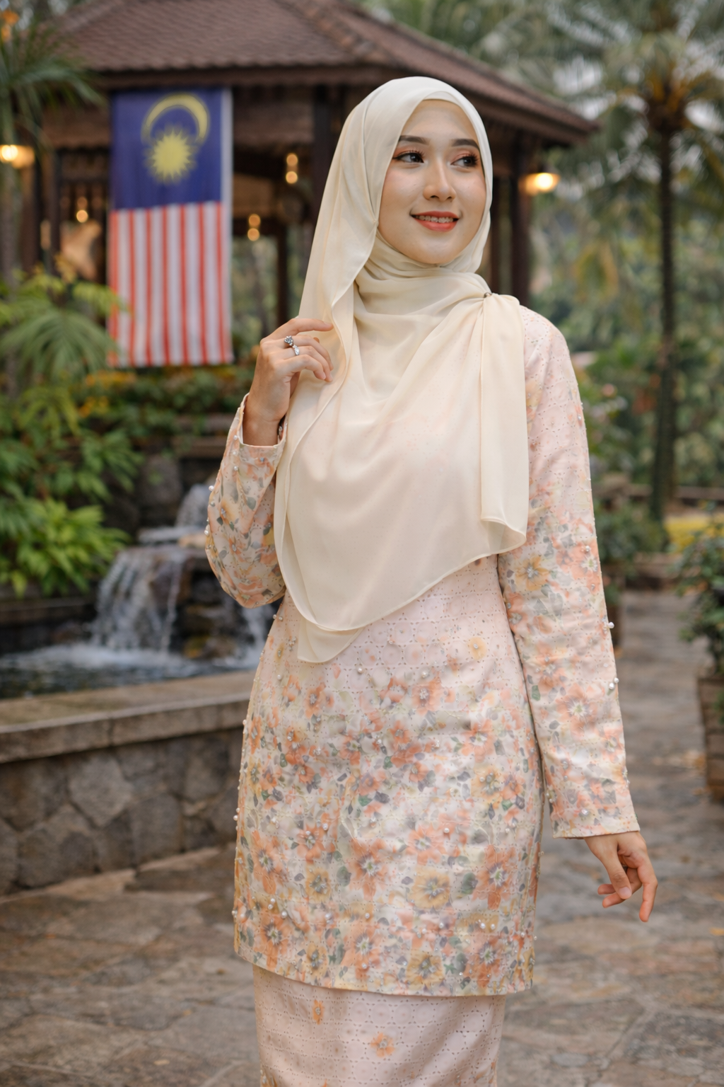 KURUNG SERI NAYRA