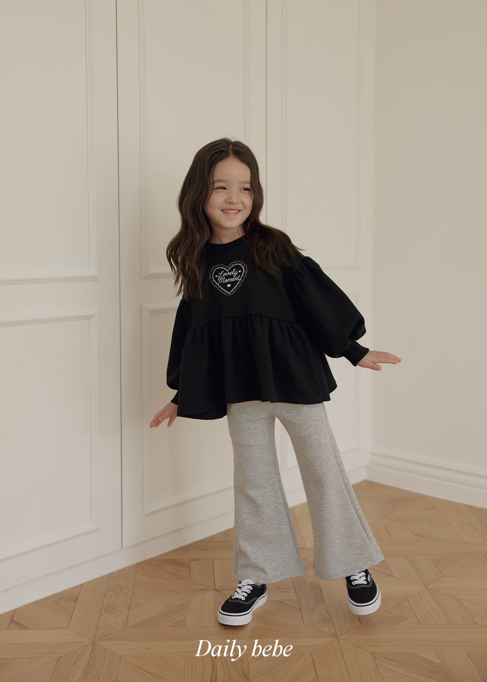 Dailybebe | Lovely Moment Tee