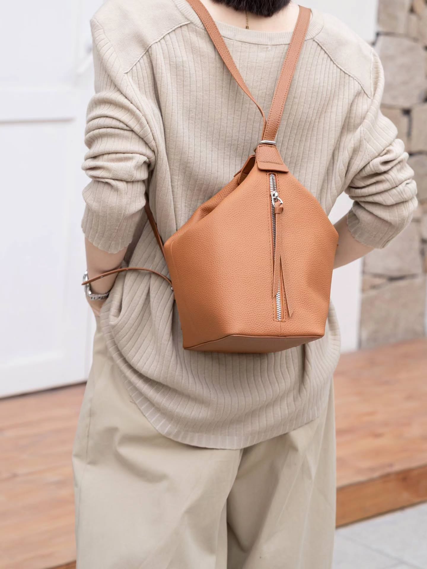 1809# 多功能包包，可单肩，斜挎，双肩背包TOGO头层牛皮🇨🇳