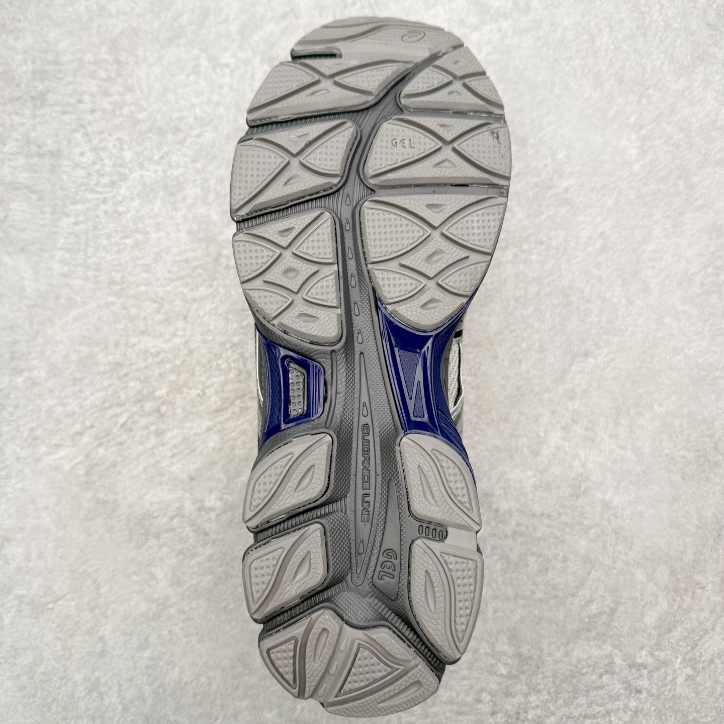 Toga x Asics Gel-Cumulus 16