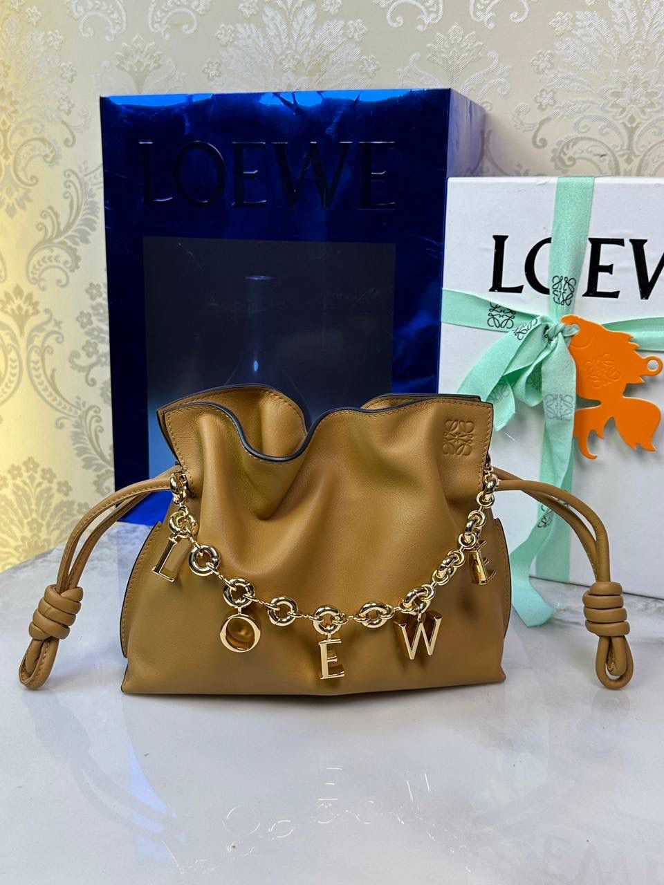 论一个包💼如何变得更高级系列‼️ 👉🏻胸针➕链条➕宽肩带🩷 （特别提醒⏰：所有配饰都需要另外购买‼️）