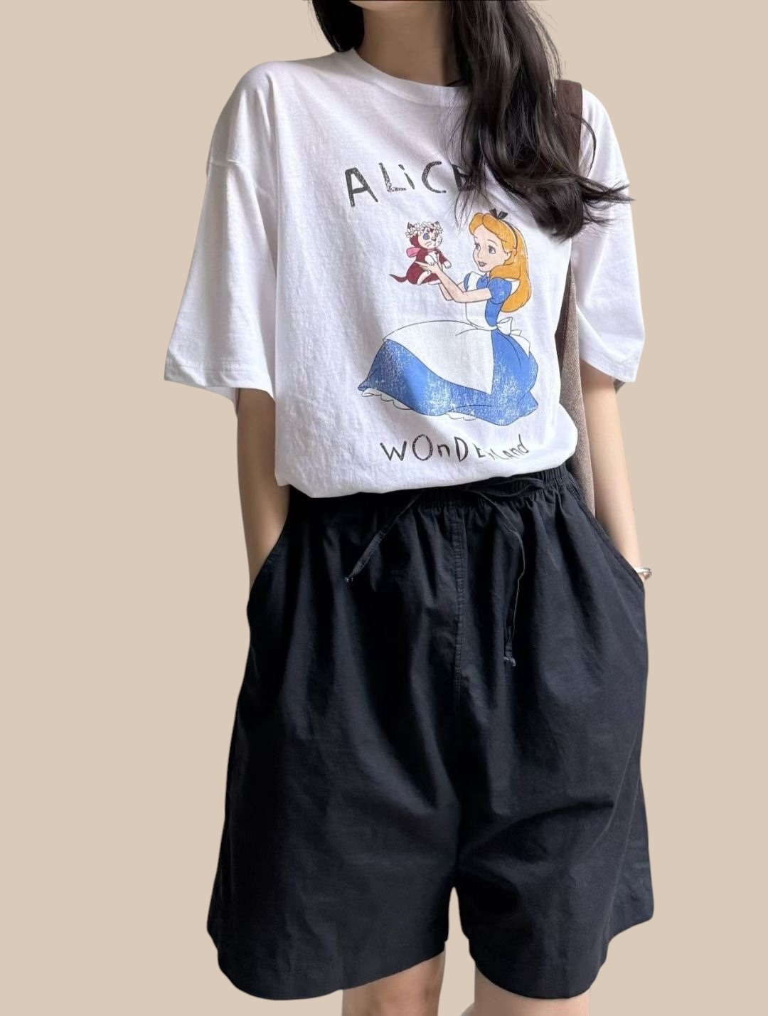 221315 “Alice” Tee