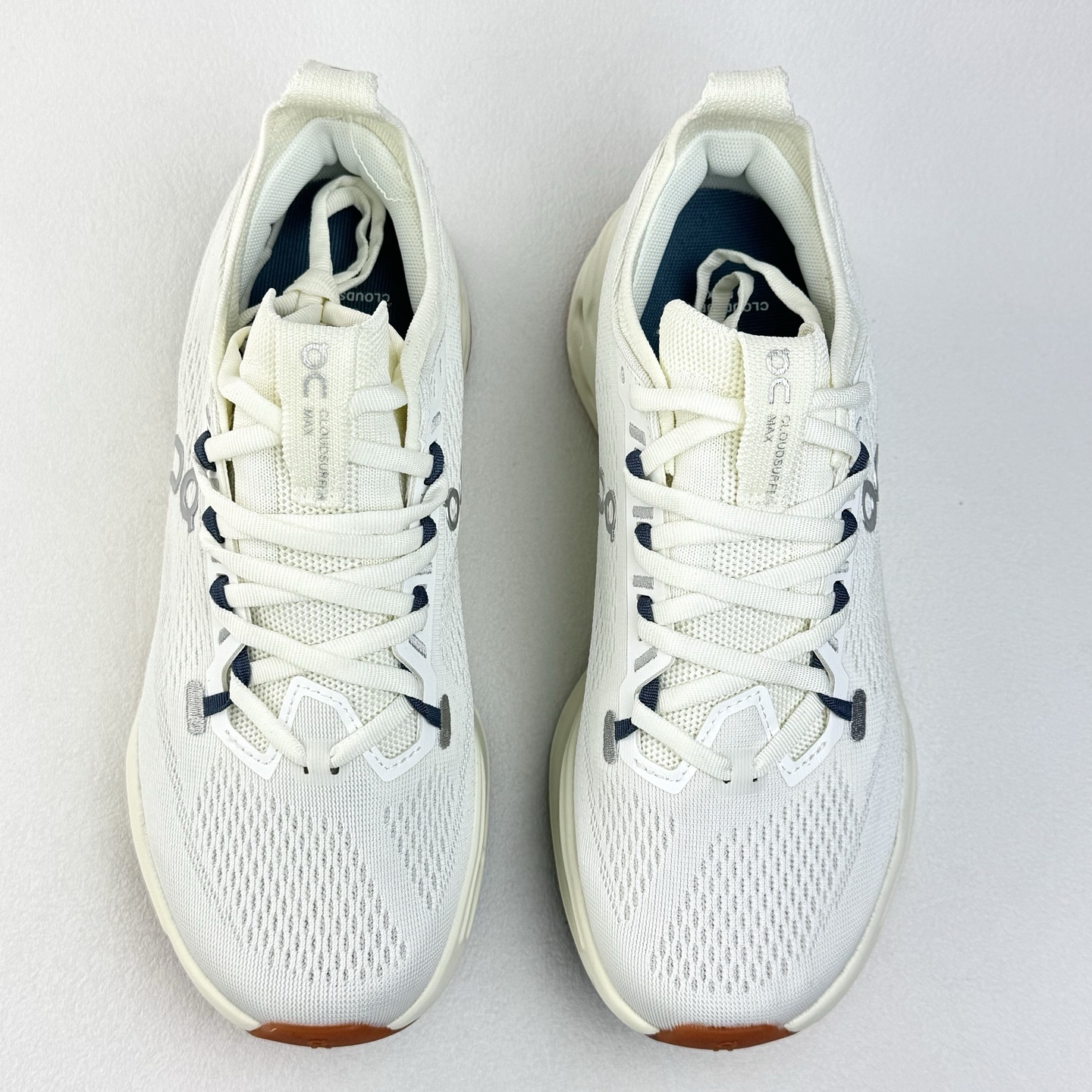 On Running Cloudsurfer Max 