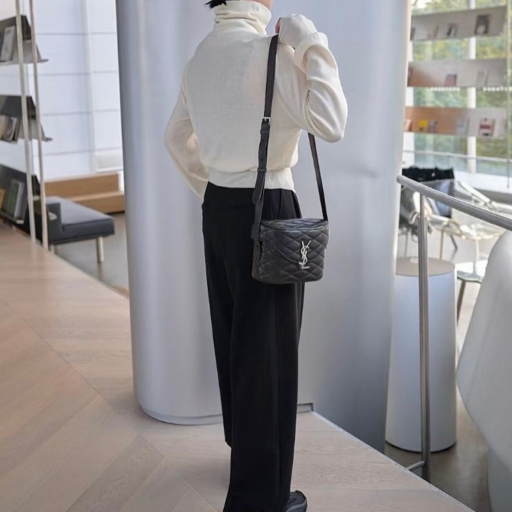 YSL 🤍PRE OWNED JUNE BOX 黑銀羊皮盒子包 單肩斜肩包🖤 