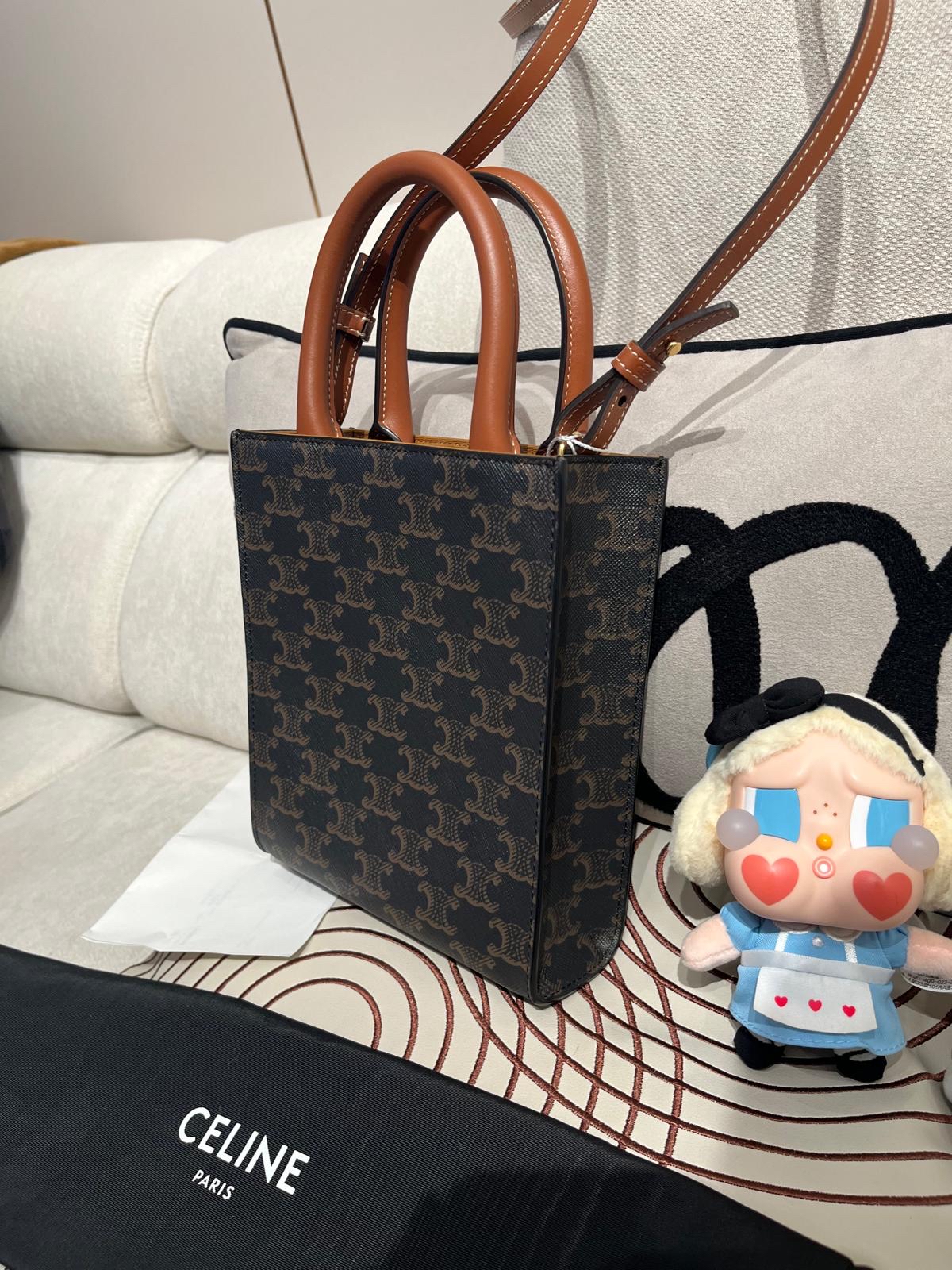 未使用品 Celine mini vertical cabas tote bag   100%Authentic,unused 未使用品 ✅收據✅dust bag 