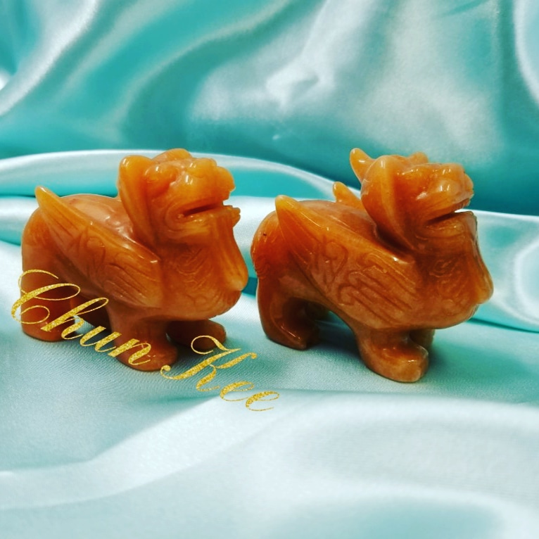 紅東寧大利翼獸貔