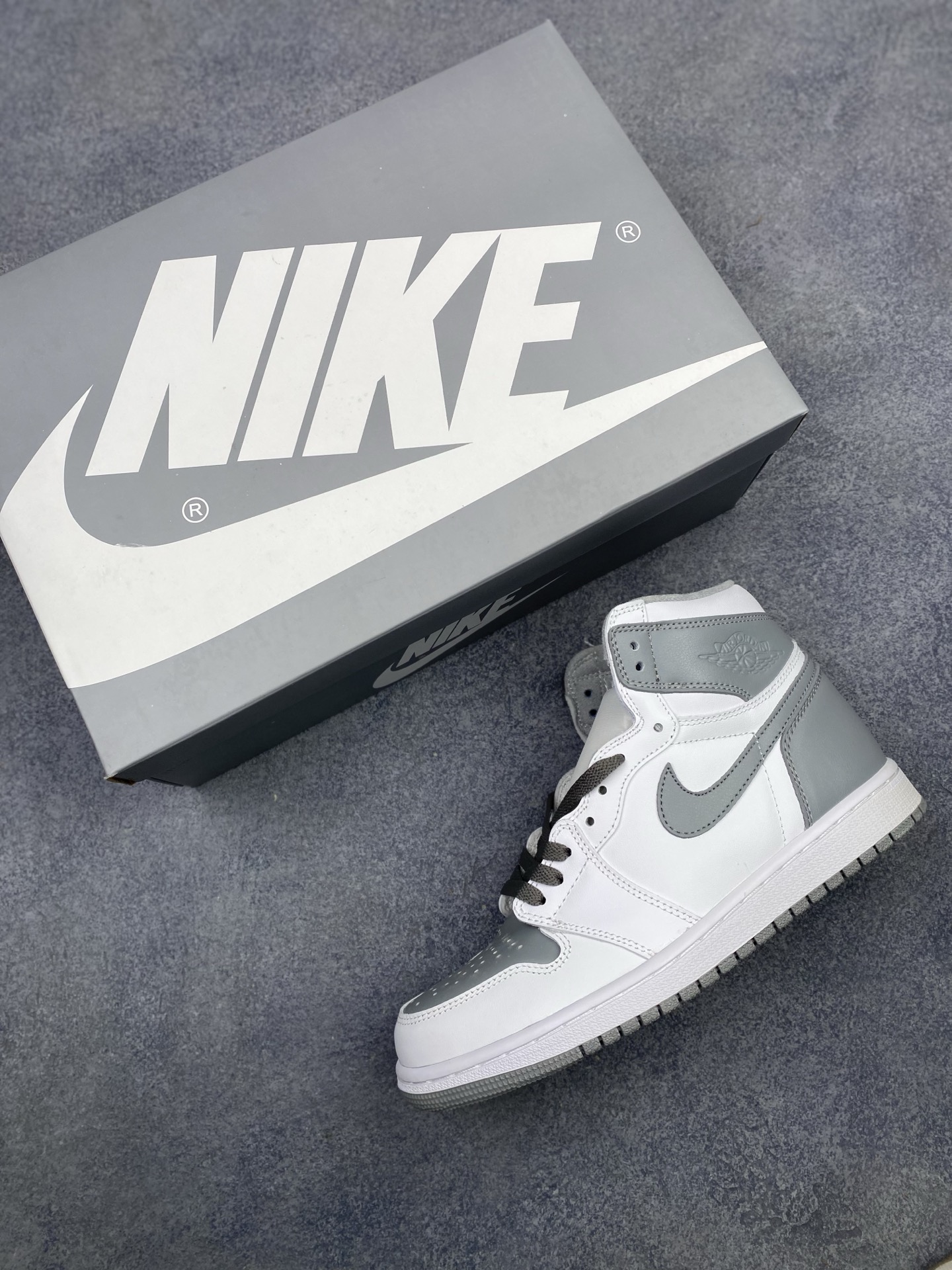 Nike Air Jordan 1 Retro High OG