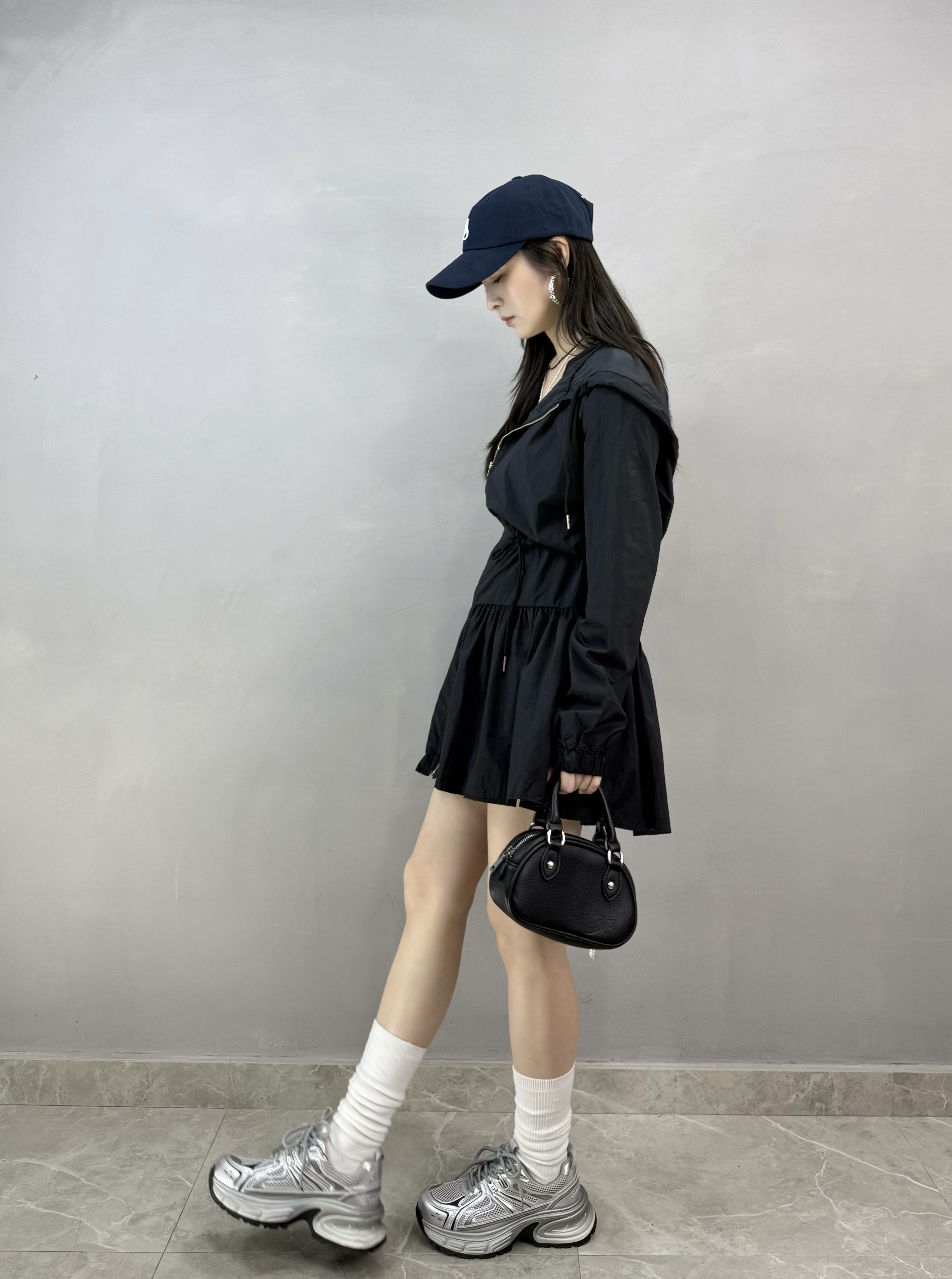 H83 束腰有帽風褸Ops 