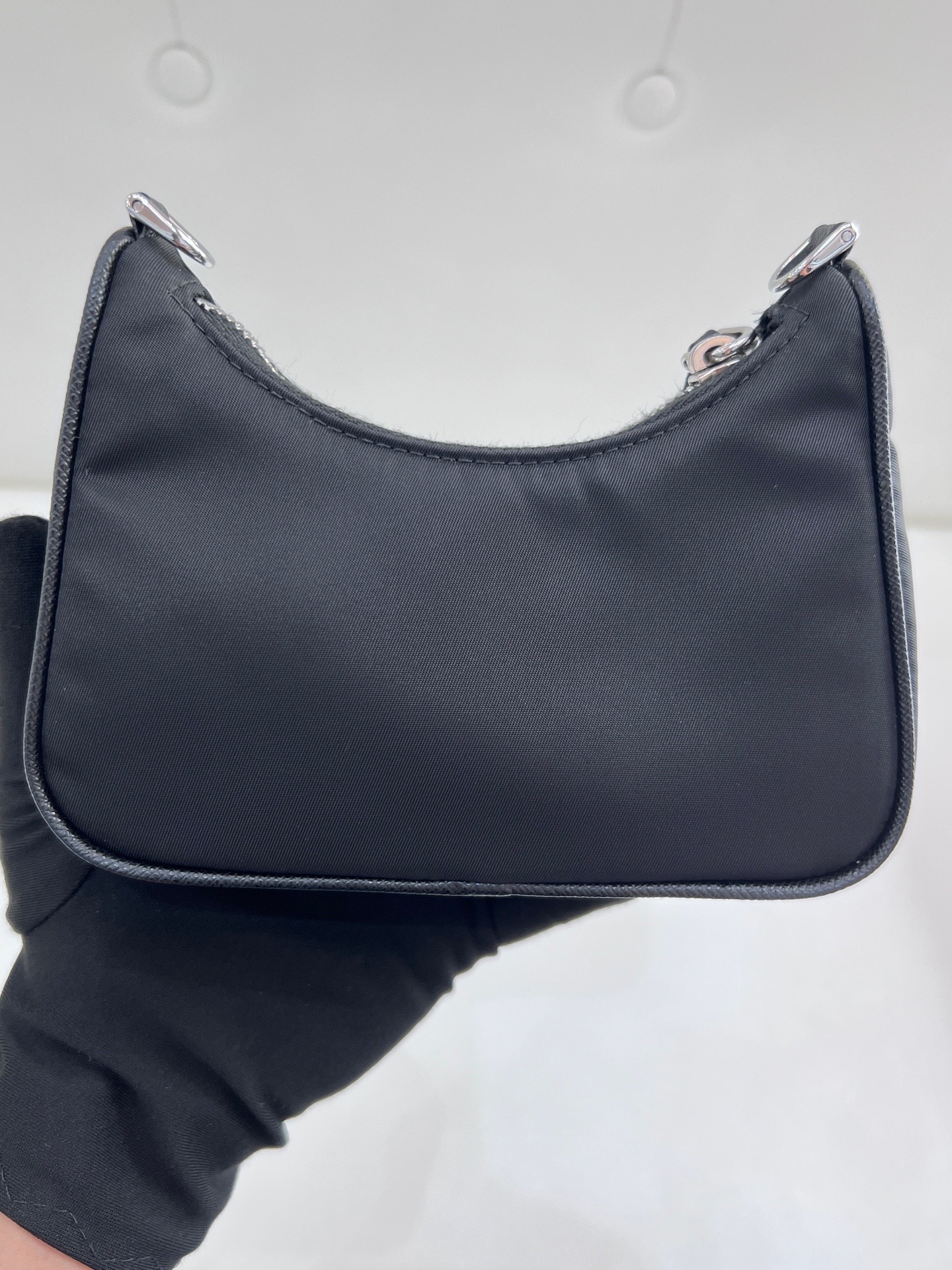 【預訂貨品】 Full set Prada黑色mini hobo