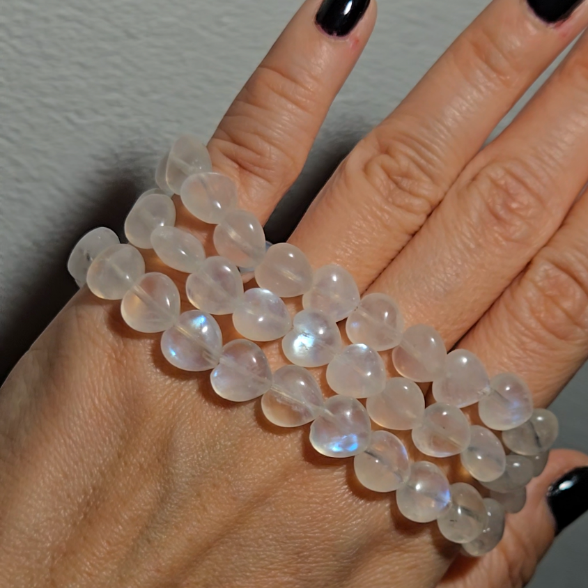High-grade 9mm blue flash moonstone heart bracelets - JW100