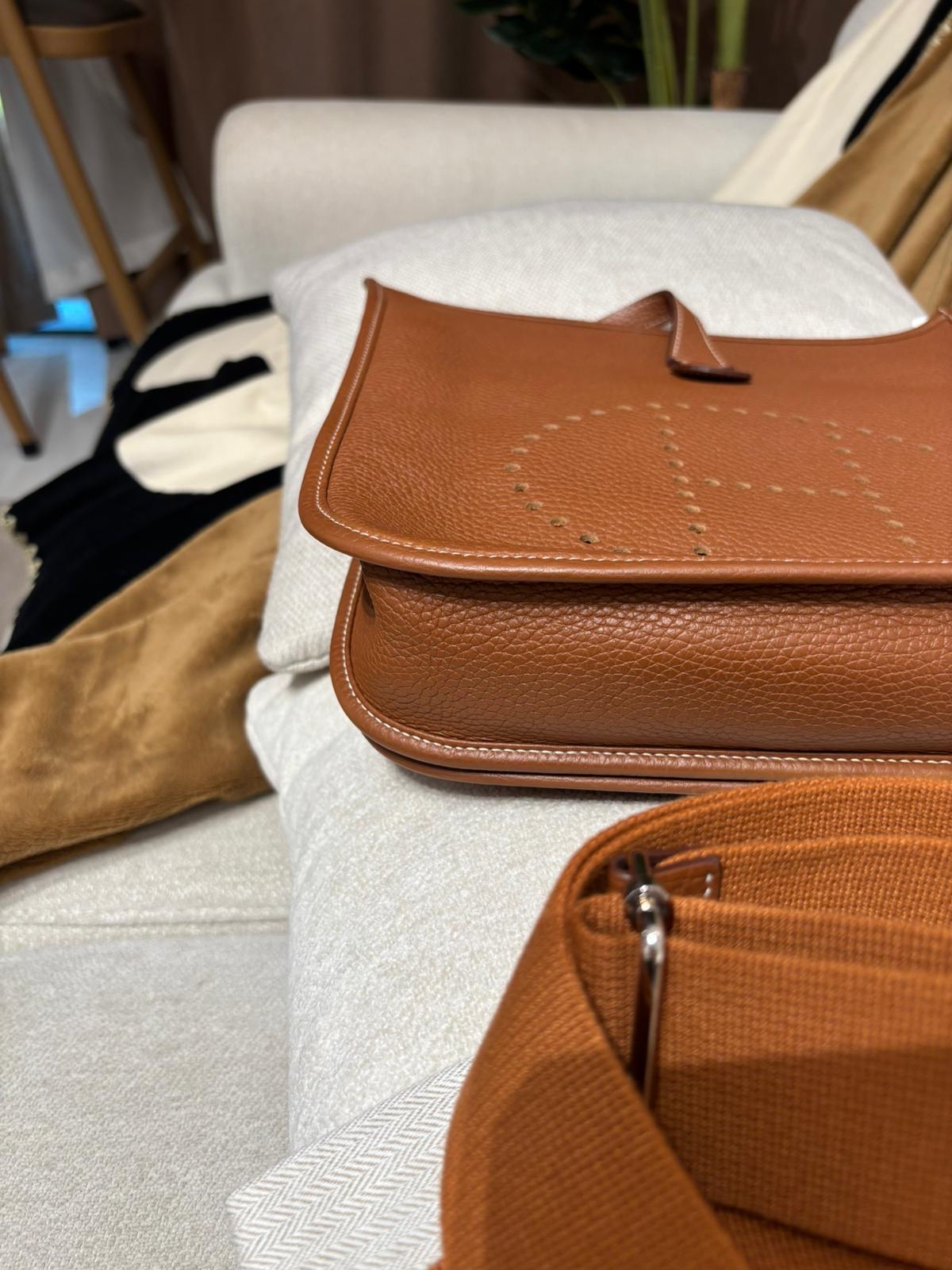 Hermes evelyne 29, STAMP Y 金棕色銀扣 100%Authentic ,98%new  ✅Dust bag✅strap