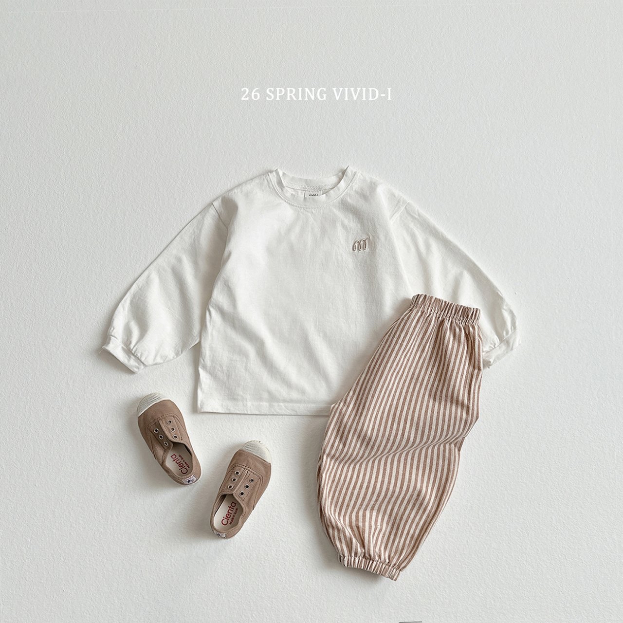 🌸預訂 韓國直送🌸🇰🇷VIVIDI四色M字刺繡寬鬆長袖上衣