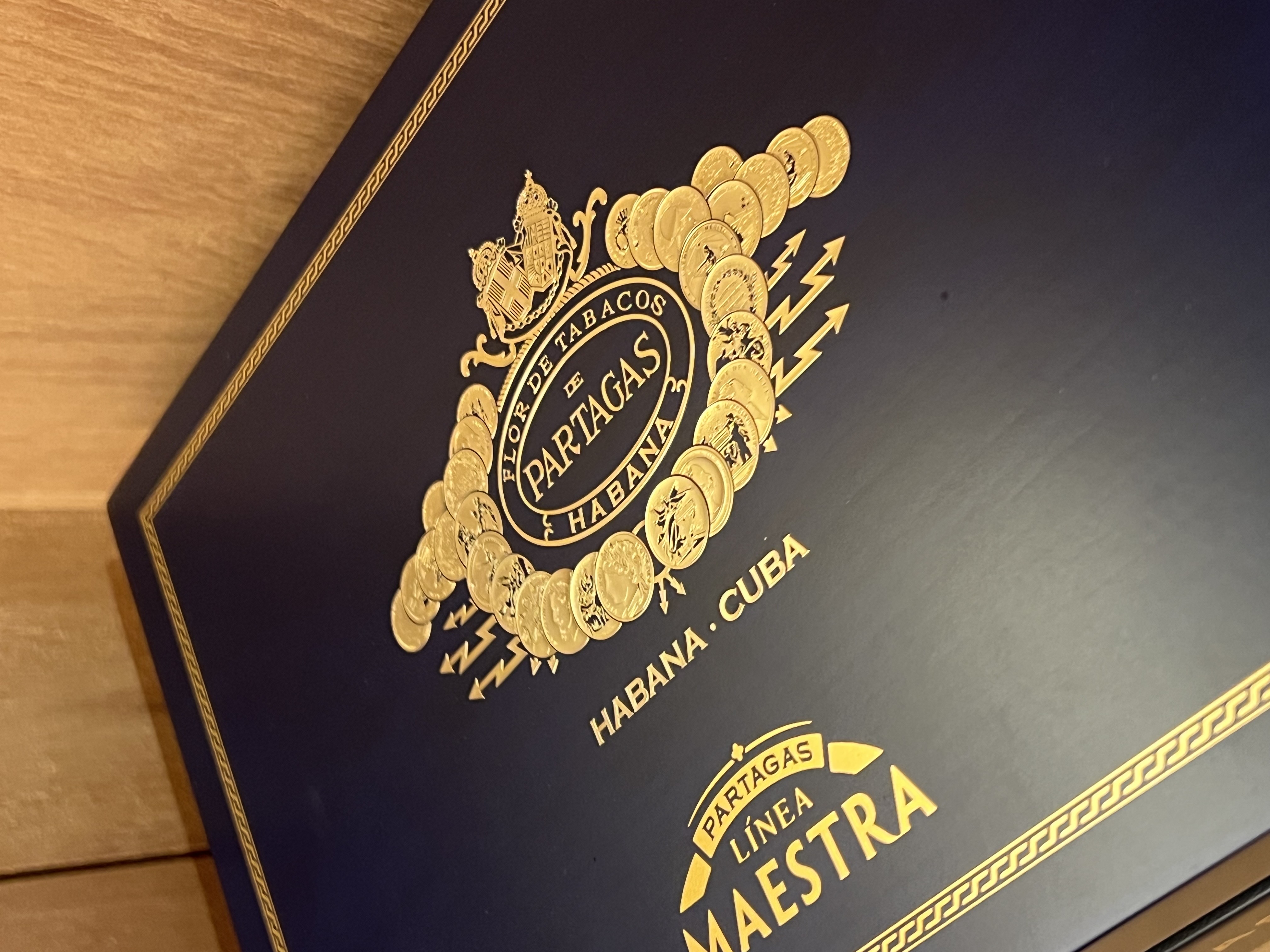 PARTAGAS SERIE帕特加斯MAESTRO保濕盒 （20支）