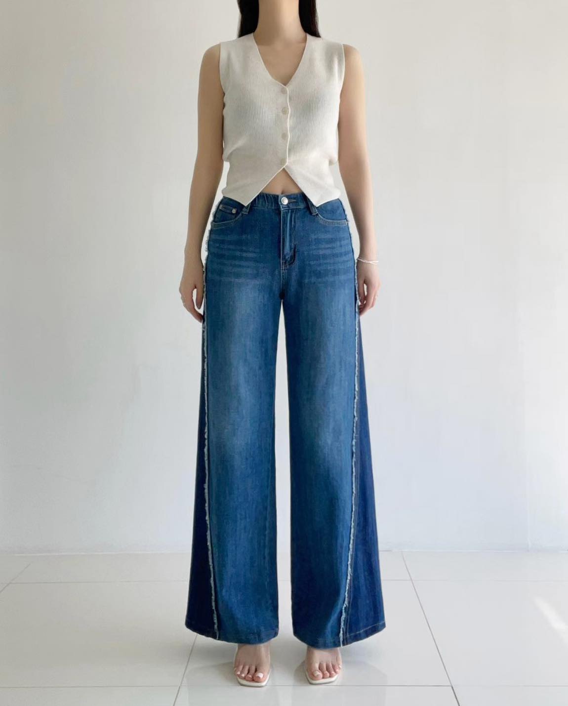 側拼色小喇叭牛仔褲