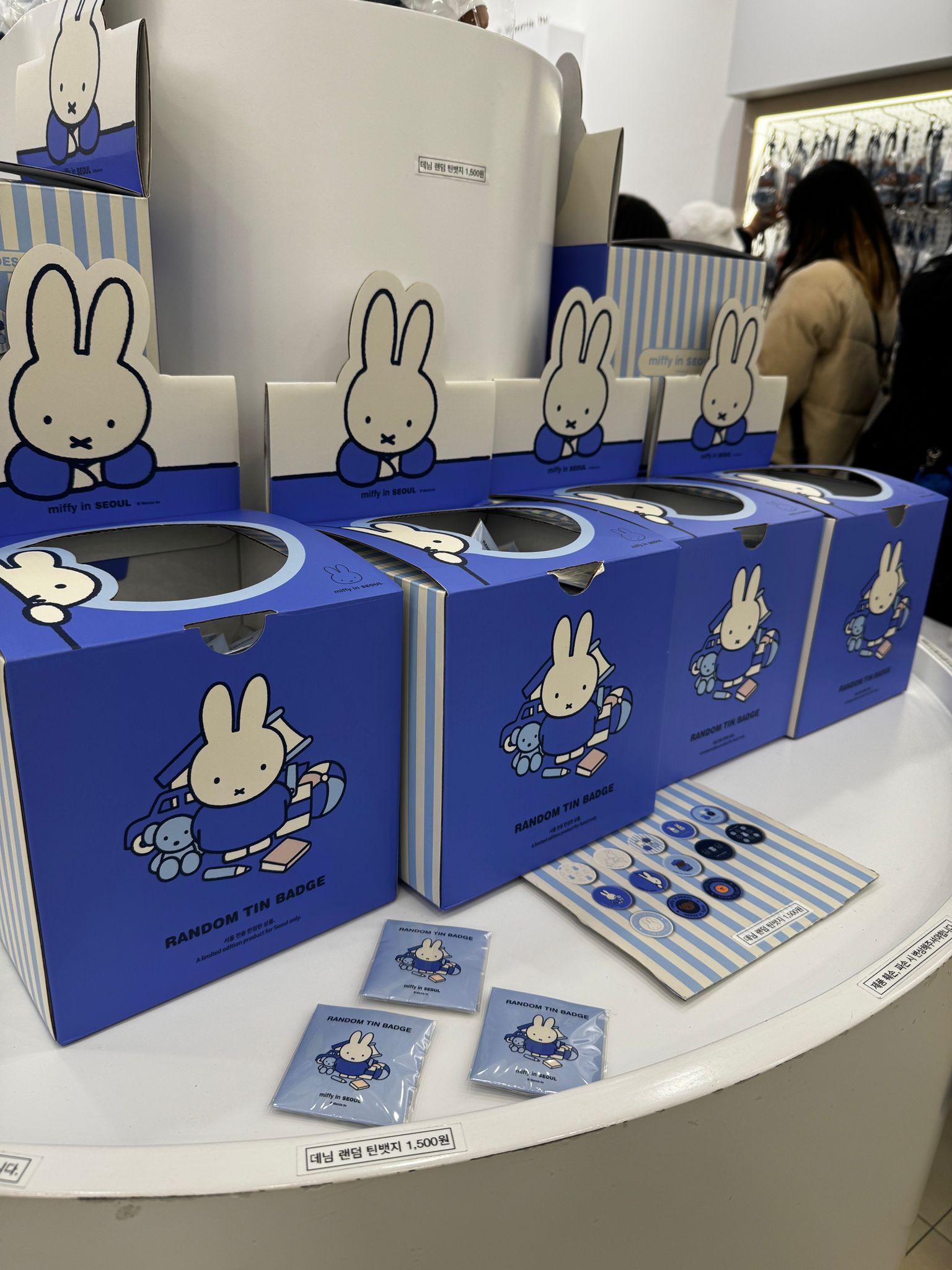 miffy 韓國首爾 限定 盲盒 扣針