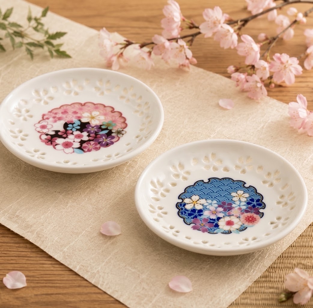 日本製和藍透櫻友禅小皿