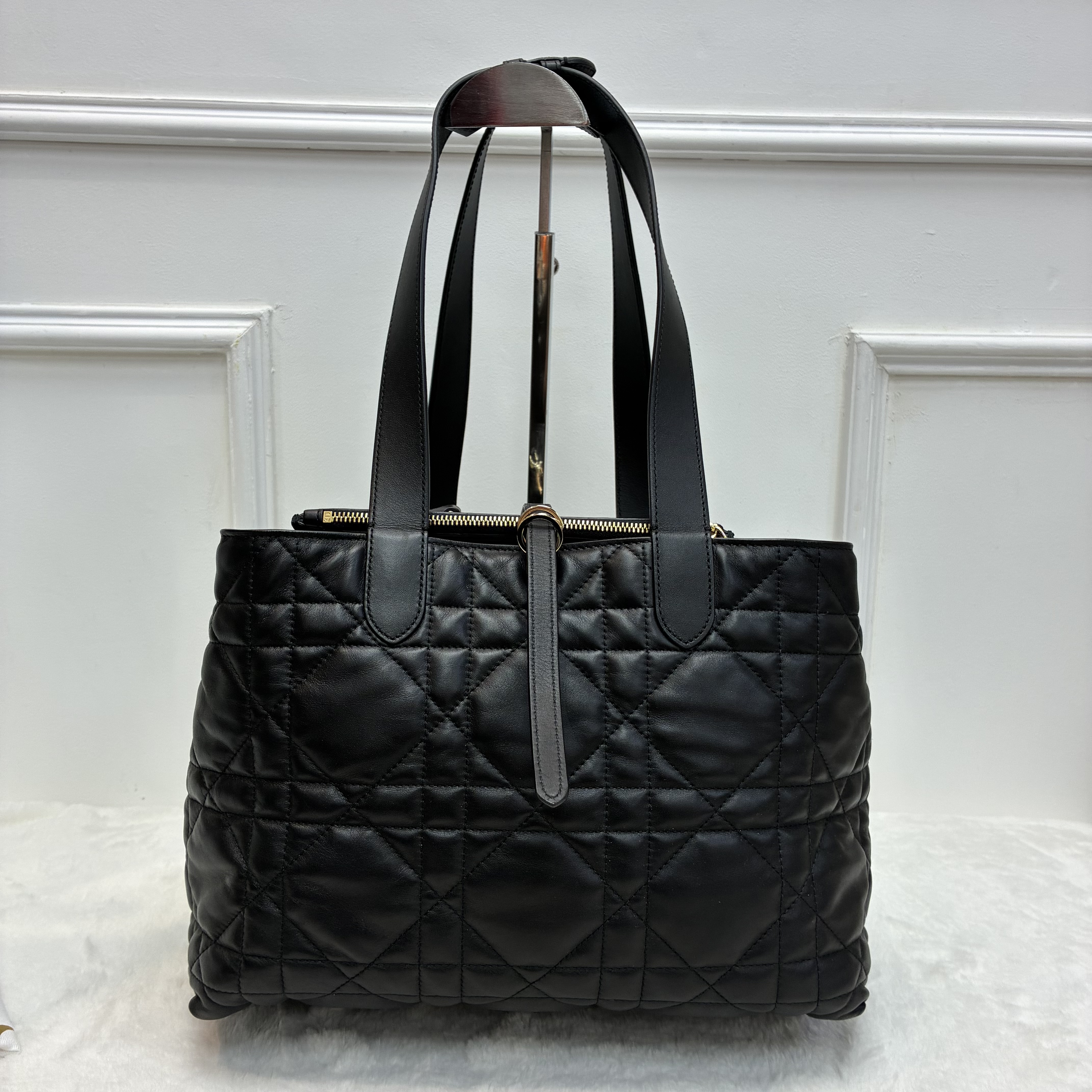 Dior Toujours 黑色土著包