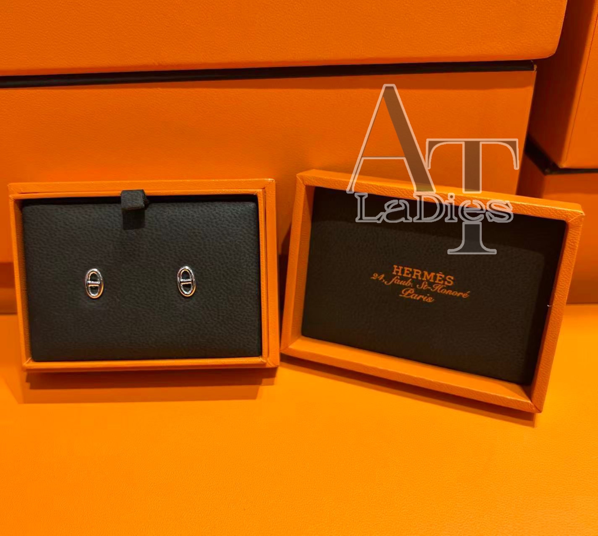 Hermes 愛馬仕純銀豬鼻子耳釘