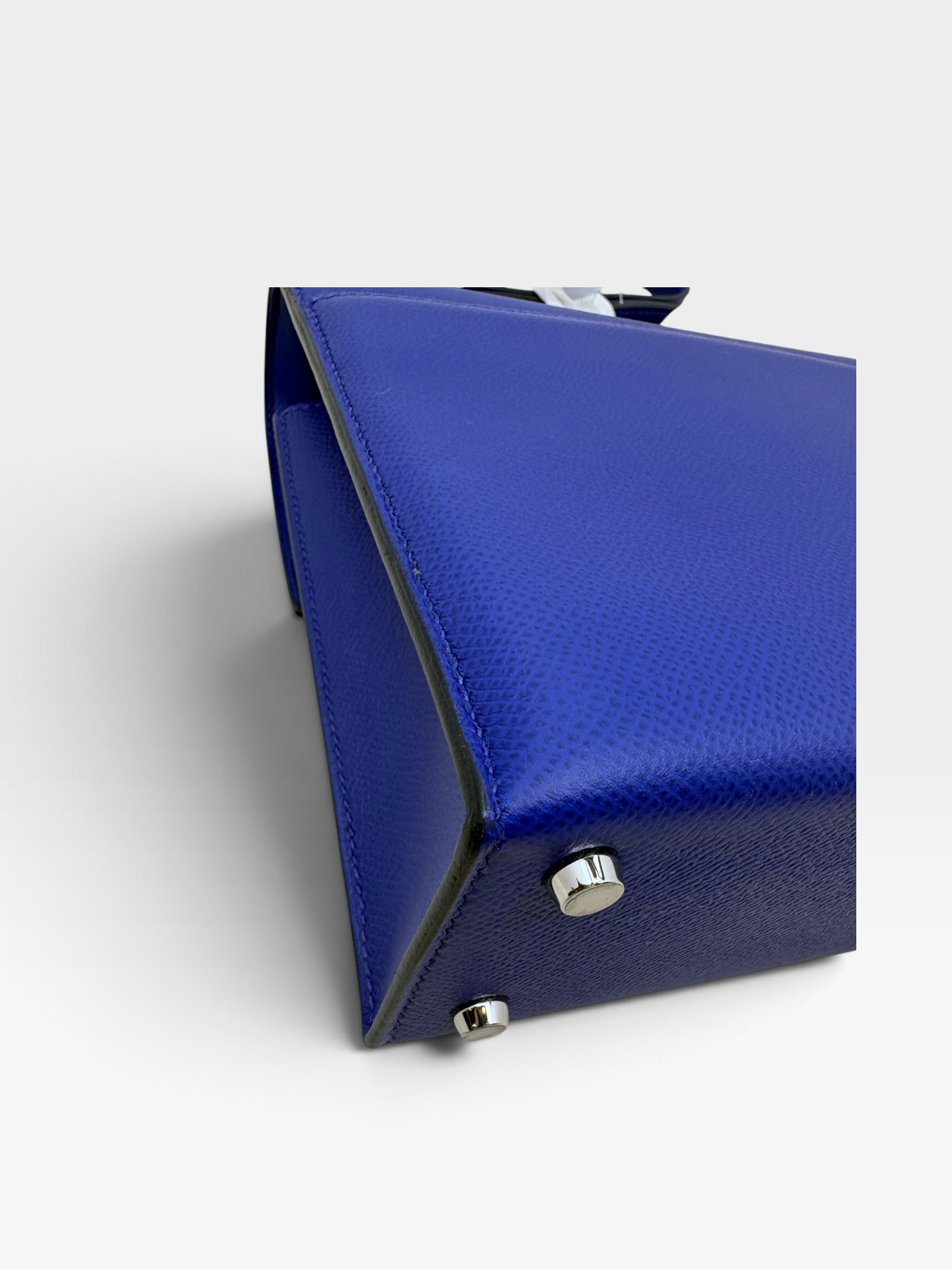 Pre-Owned HERMÉS  Verrous 23 Stamp C / Product Code: K093004