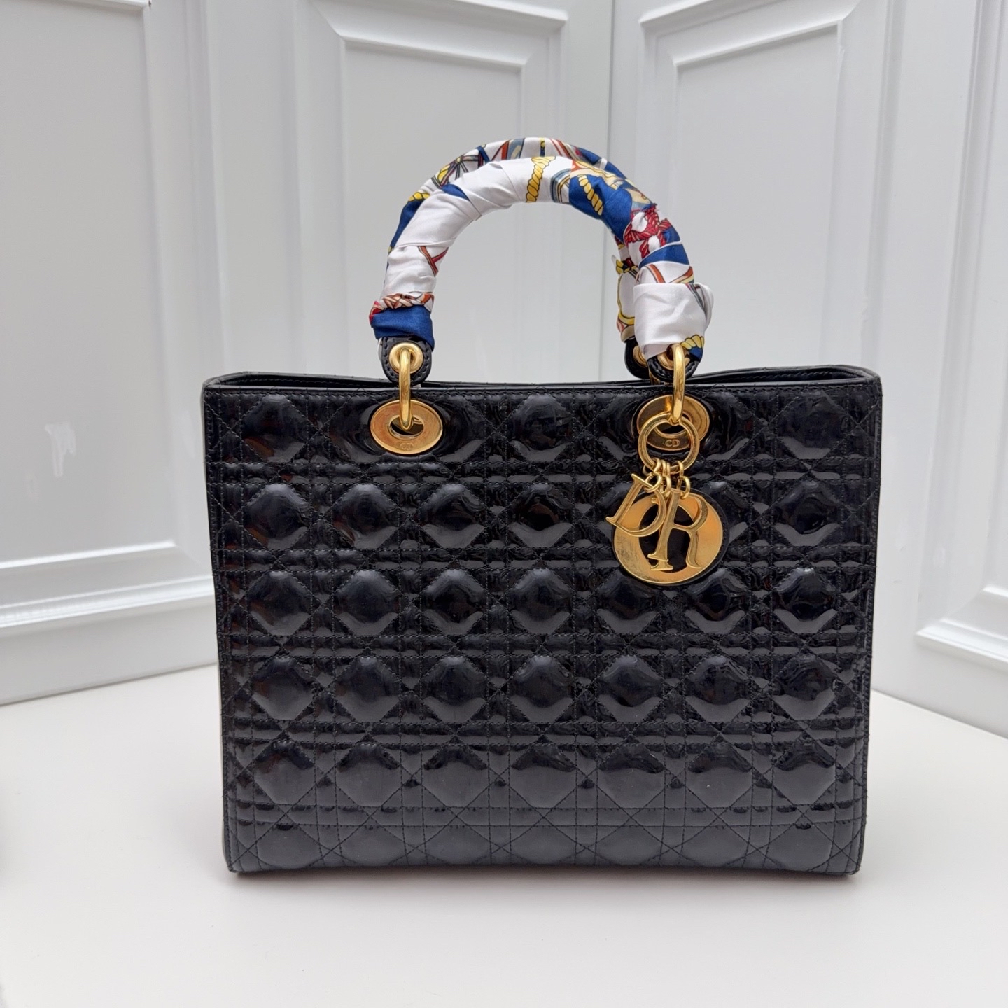 【預訂貨品】Dior七格漆皮黑金戴妃包 