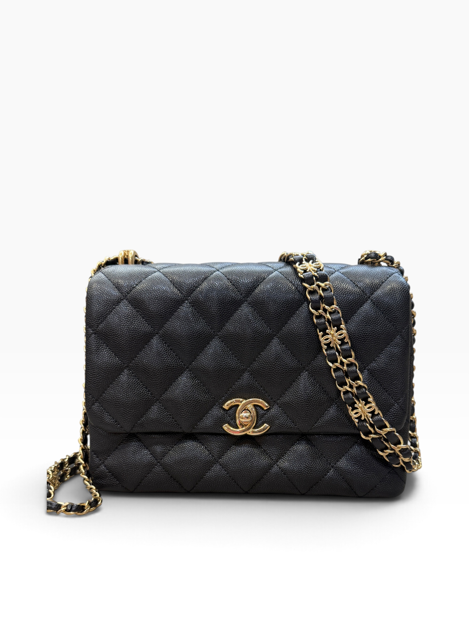 Pre owned chanel 23cm K9291
