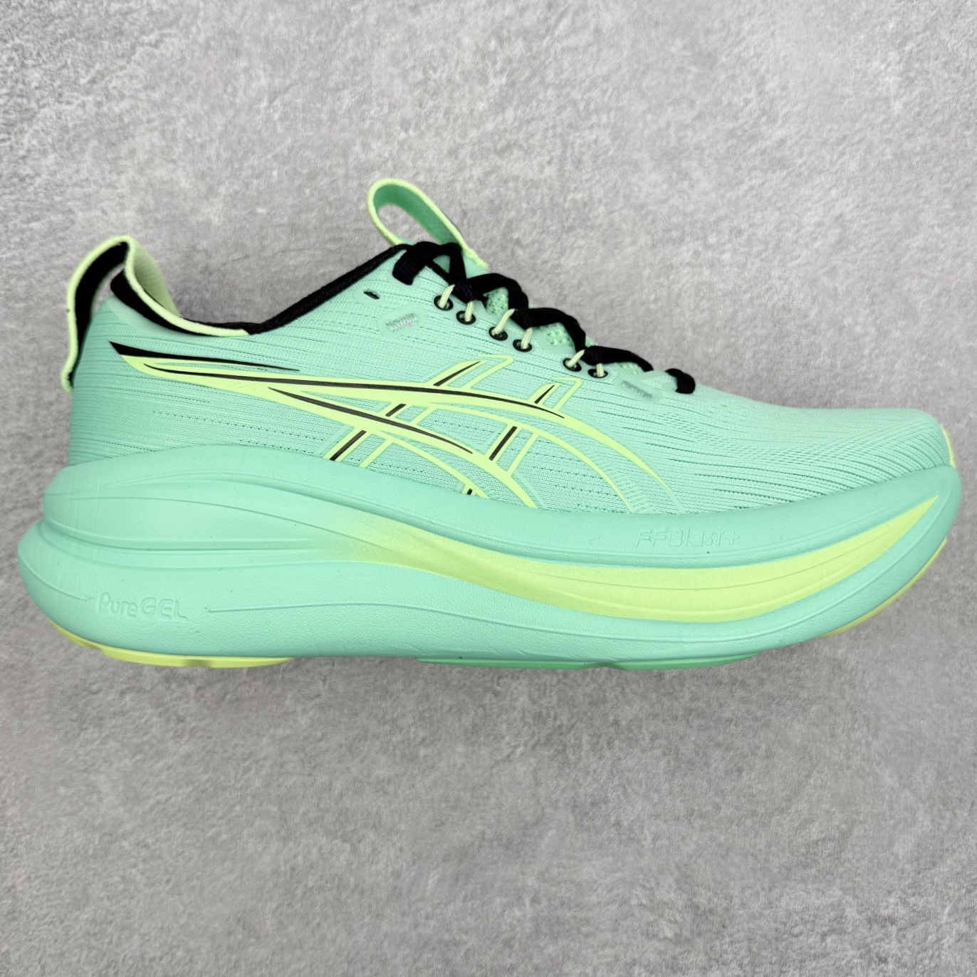 Asics Gel-Nimbus 28