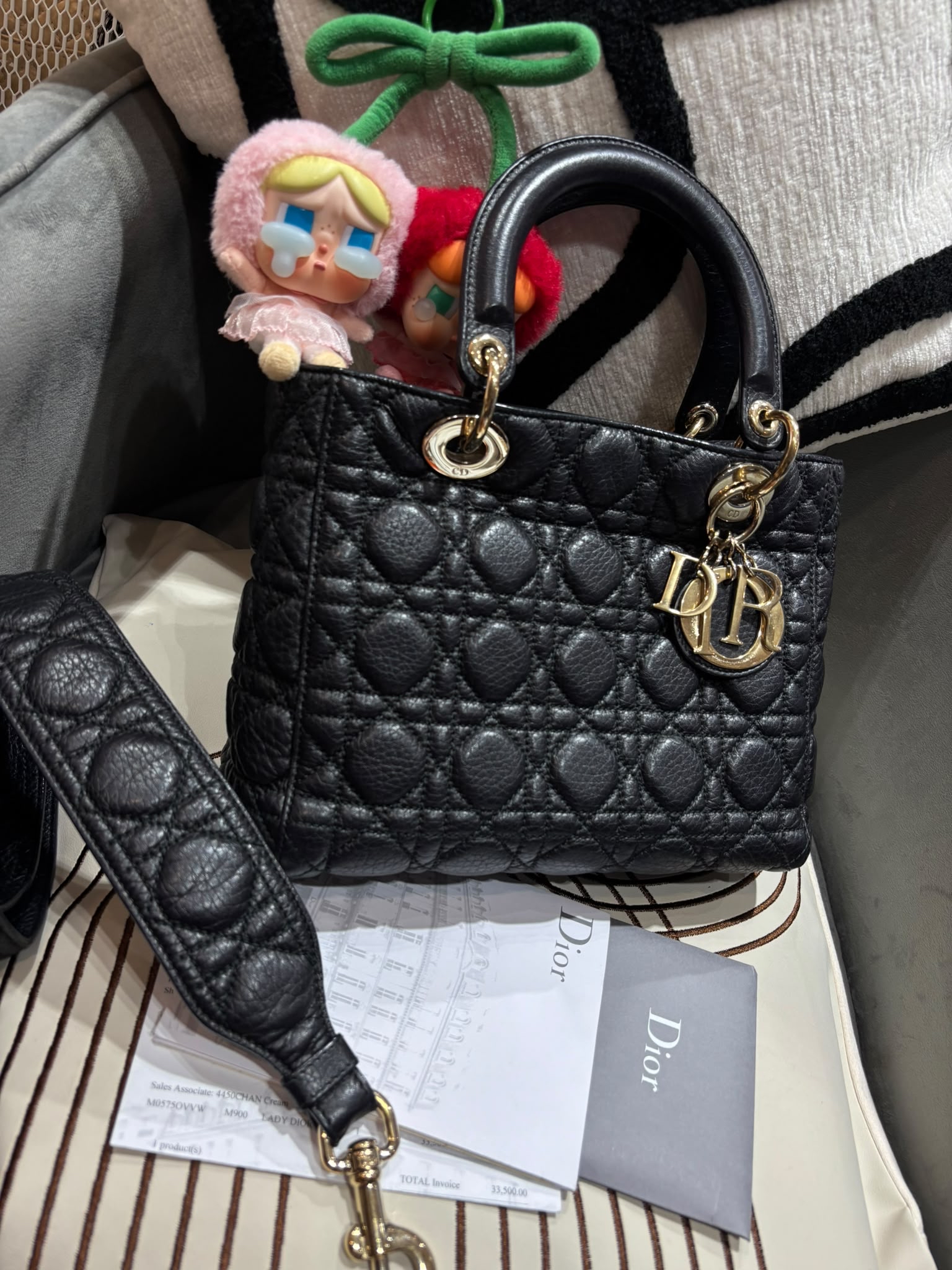 Dior Lady Dior Meidum 黑色牛皮 100%Authentic, 95%New ✅專門店收據18✅ certificate 證書 ✅Dust bag ✅Box