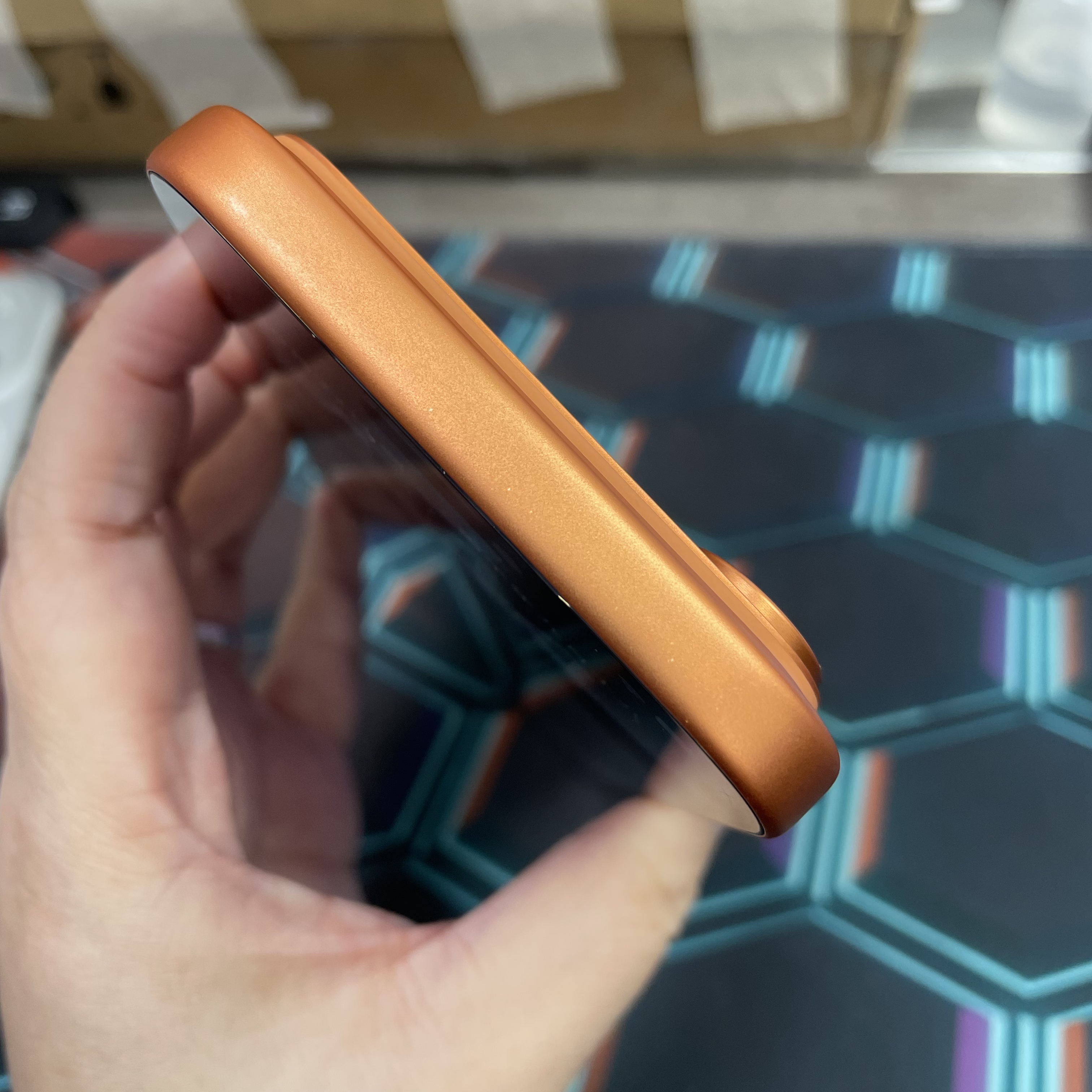 *8361 17 pro max 完美機 2TB 電89 橙色 orange