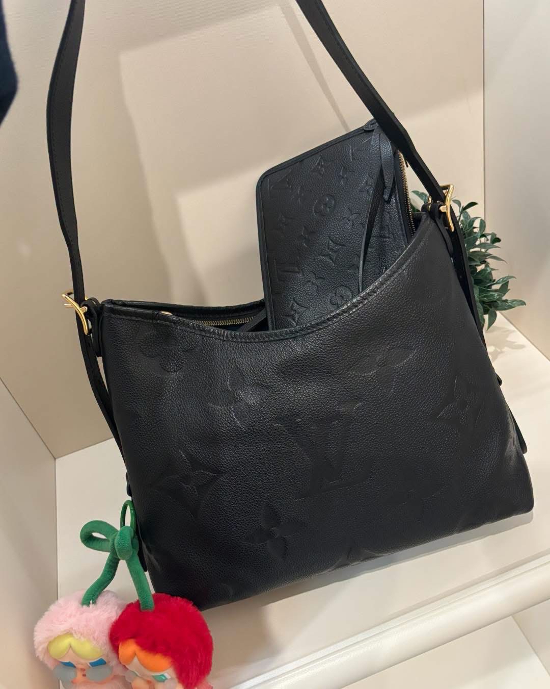 Lv carryall pm Monogram Empreinte Leather 100%Authentic,95%new ✅肩帶✅塵袋✅pouch
