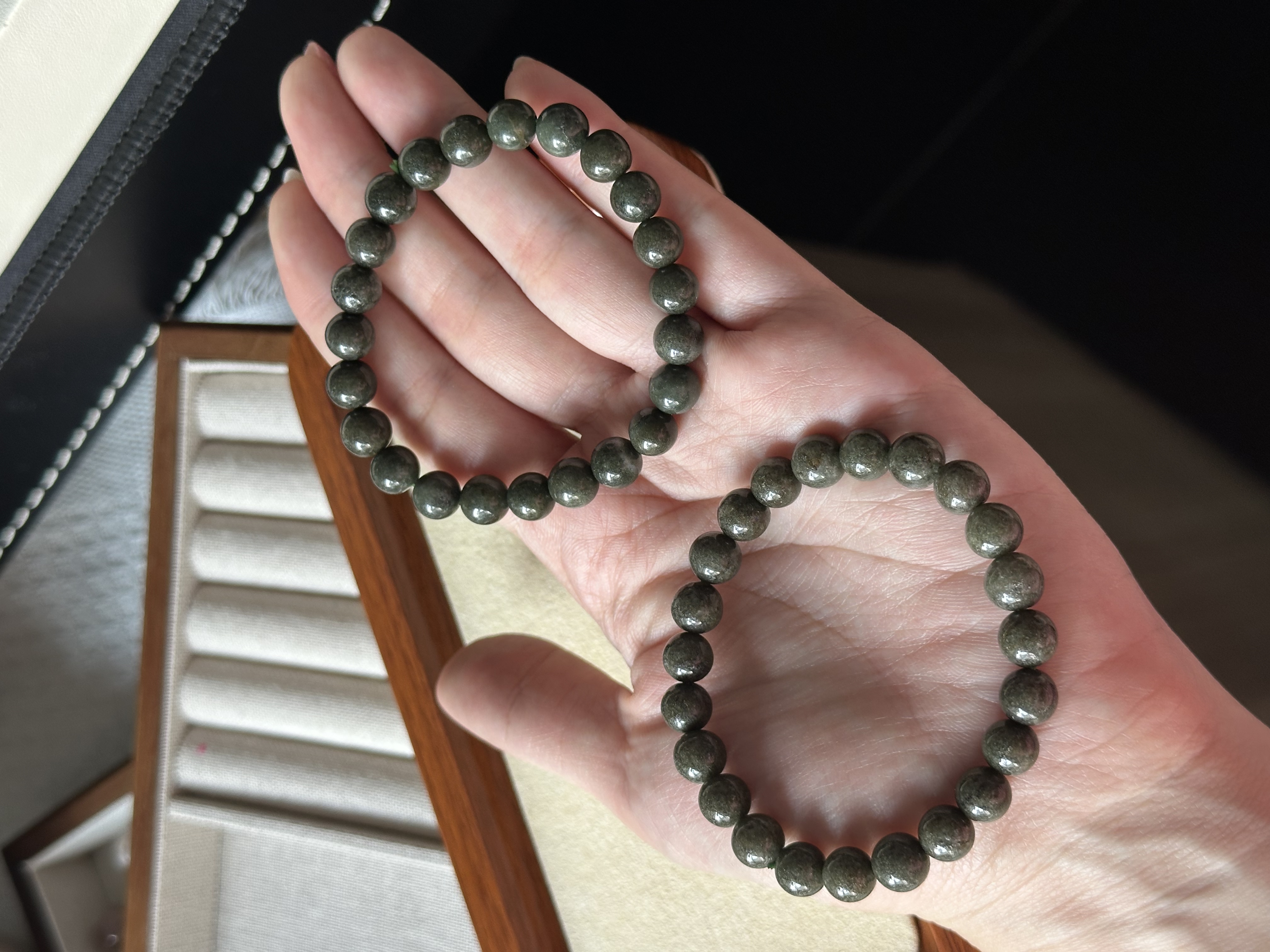 满绿幽灵 ｜ Full Green Phantom 