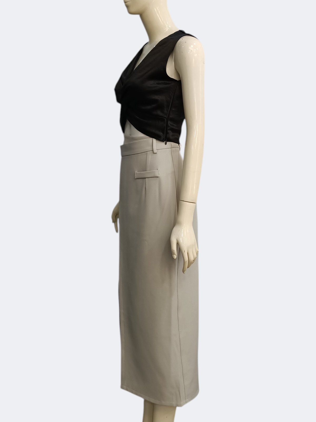 Chic Minimal Skirt M191