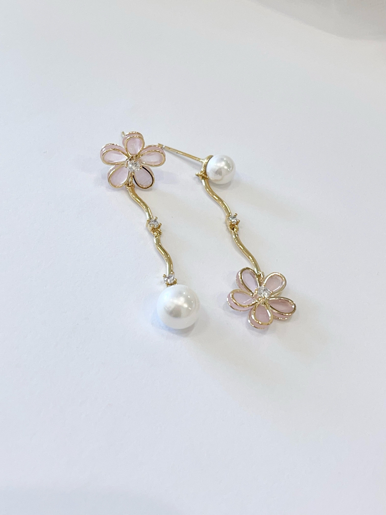 不规则小花珍珠吊坠耳环