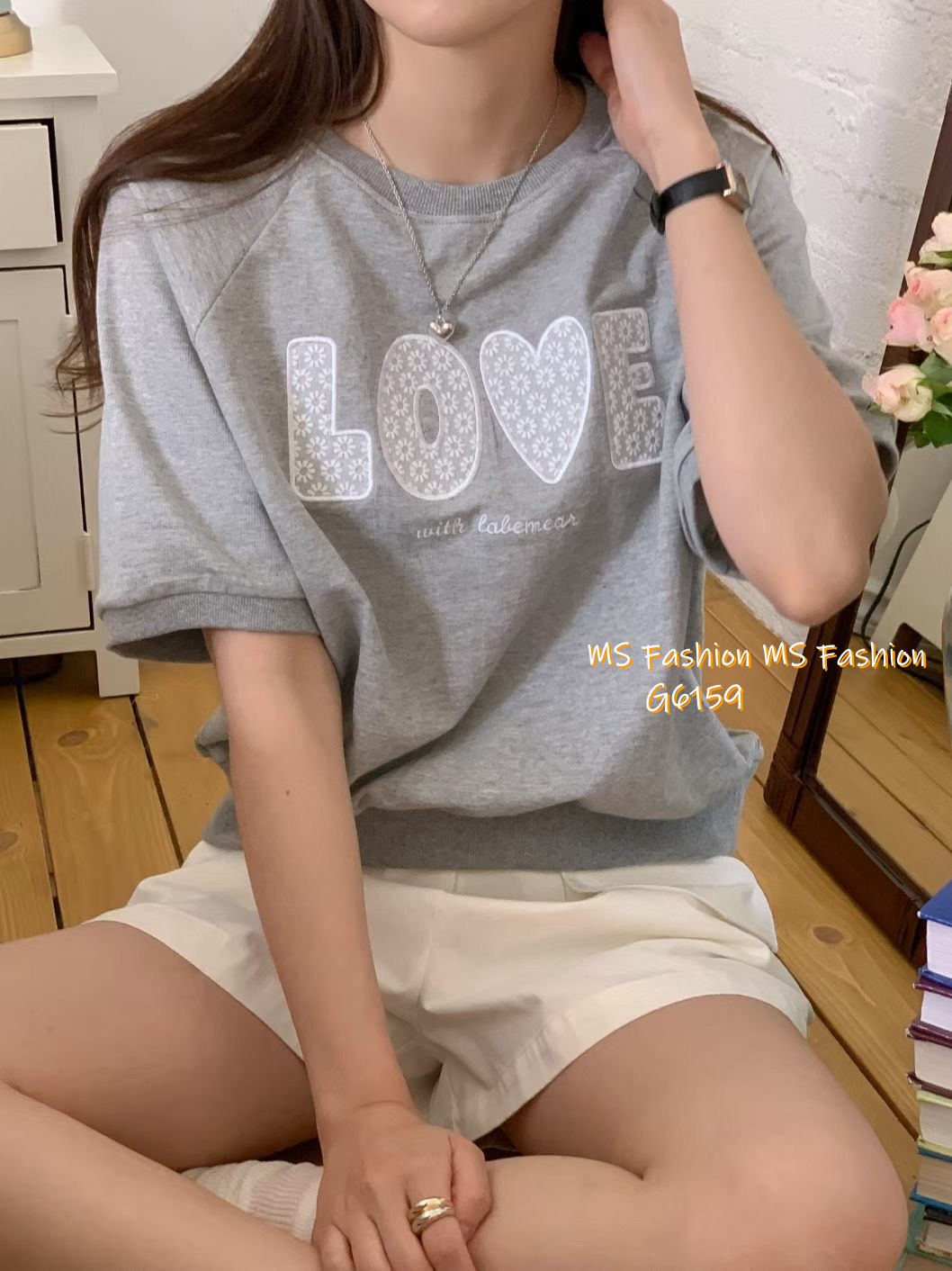 G6159 韓國🇰🇷花花LOVE字母top