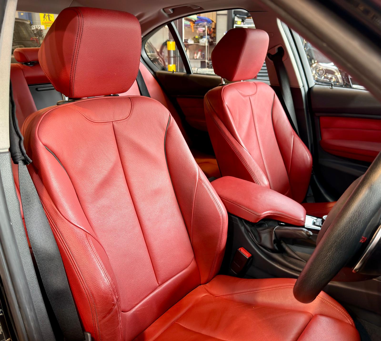 B.M.W. 328i Saloon Sport (F30) 2012