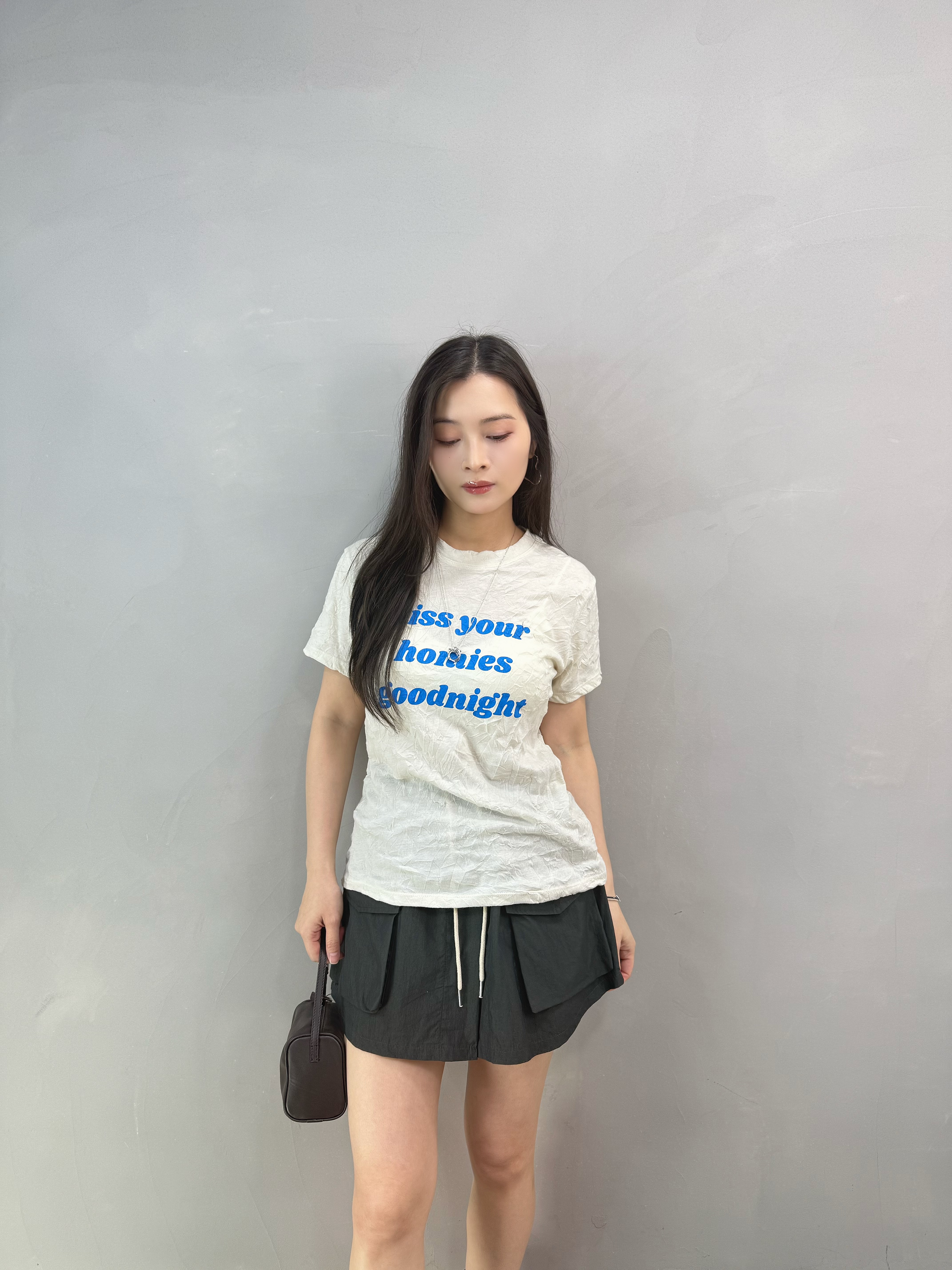 Z78 壓紋英文字Tee