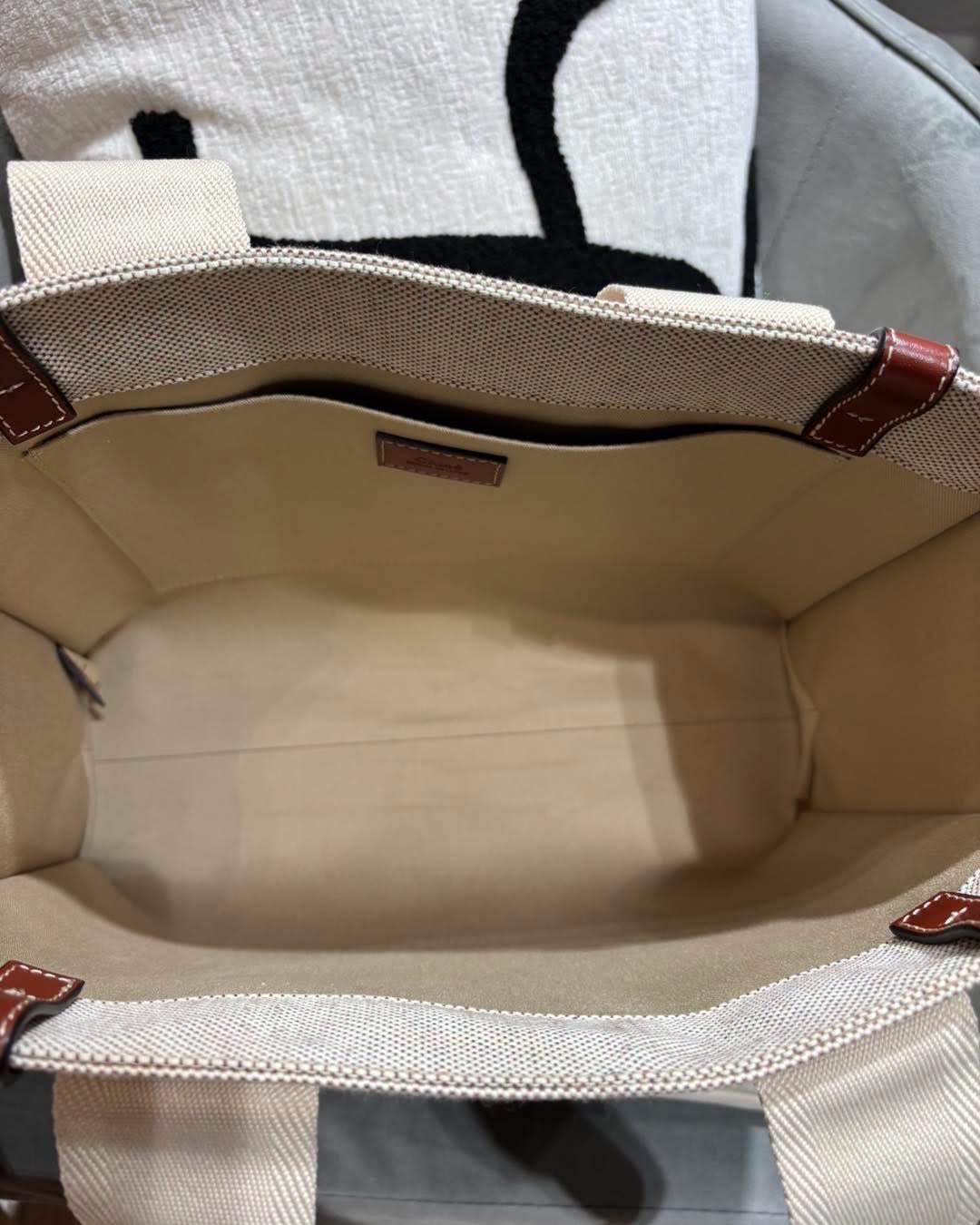 Chloe woody medium tote bsg 100%Authentic,98%new✅Dust bag