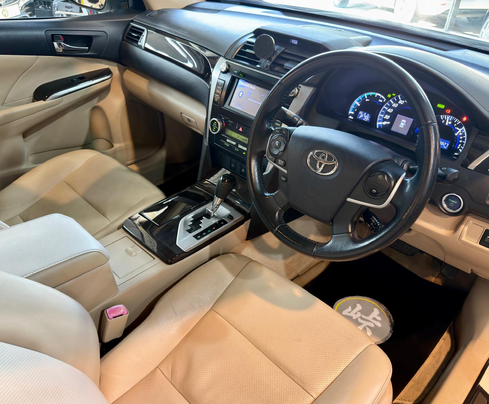 Toyota CAMRY 2.5 Hybrid 2012