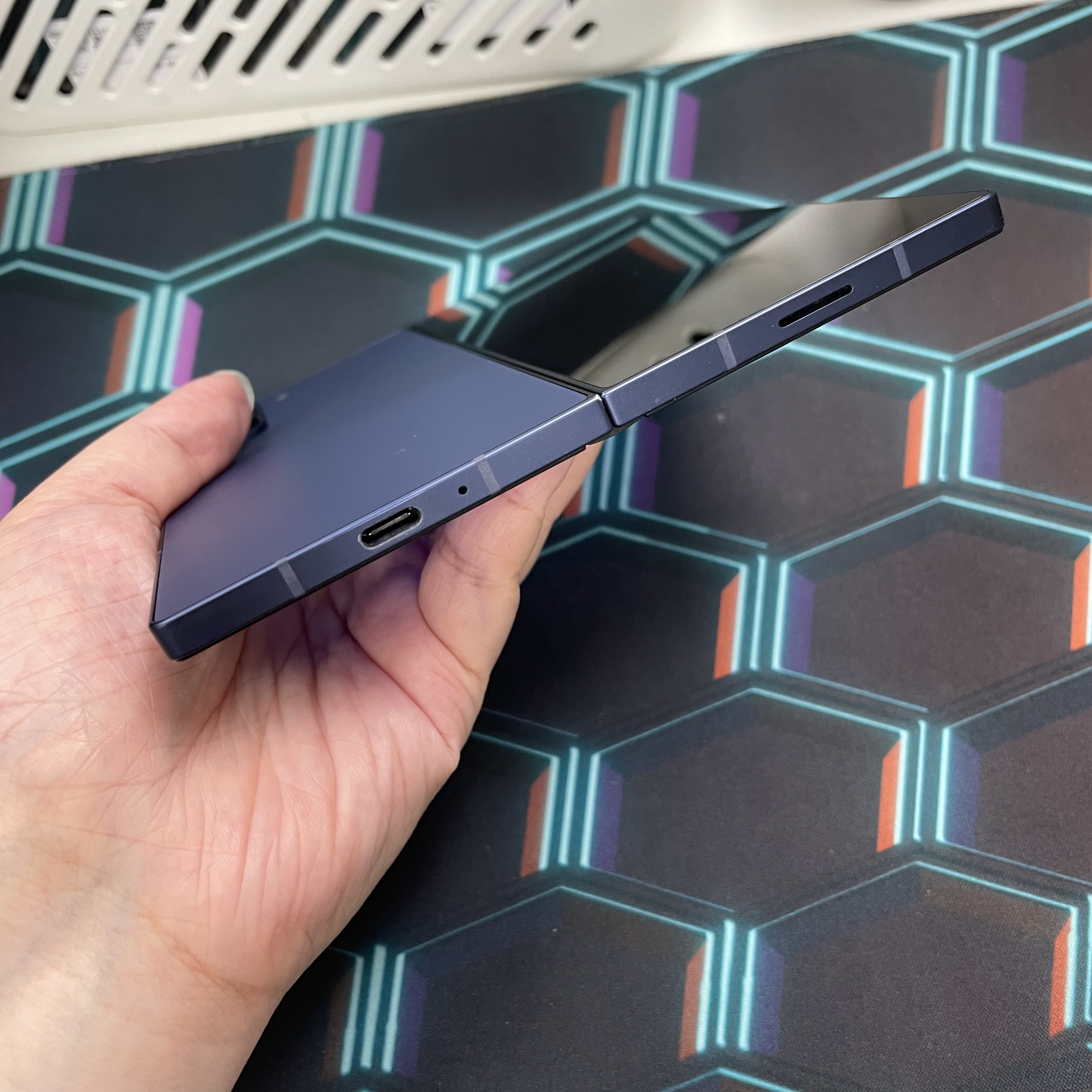 *6563 Galaxy Z Fold 6 國際版 12+512GB 藍色 blue