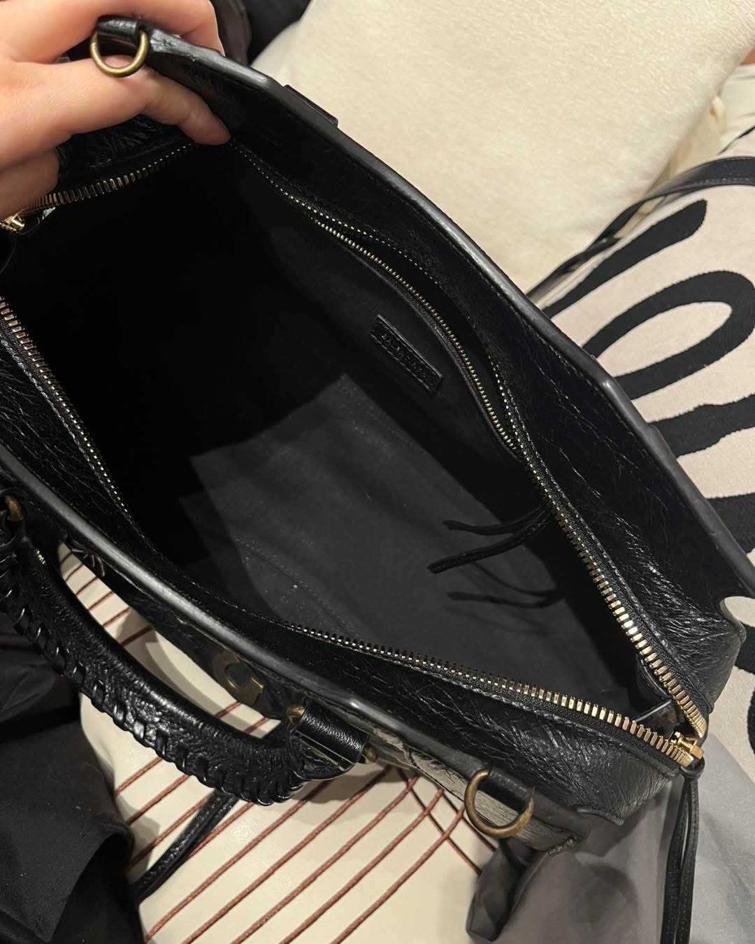 Balenciaga neo city bag 限量特別版 100%Authentic,99%new ✅tap card booklet✅防塵袋