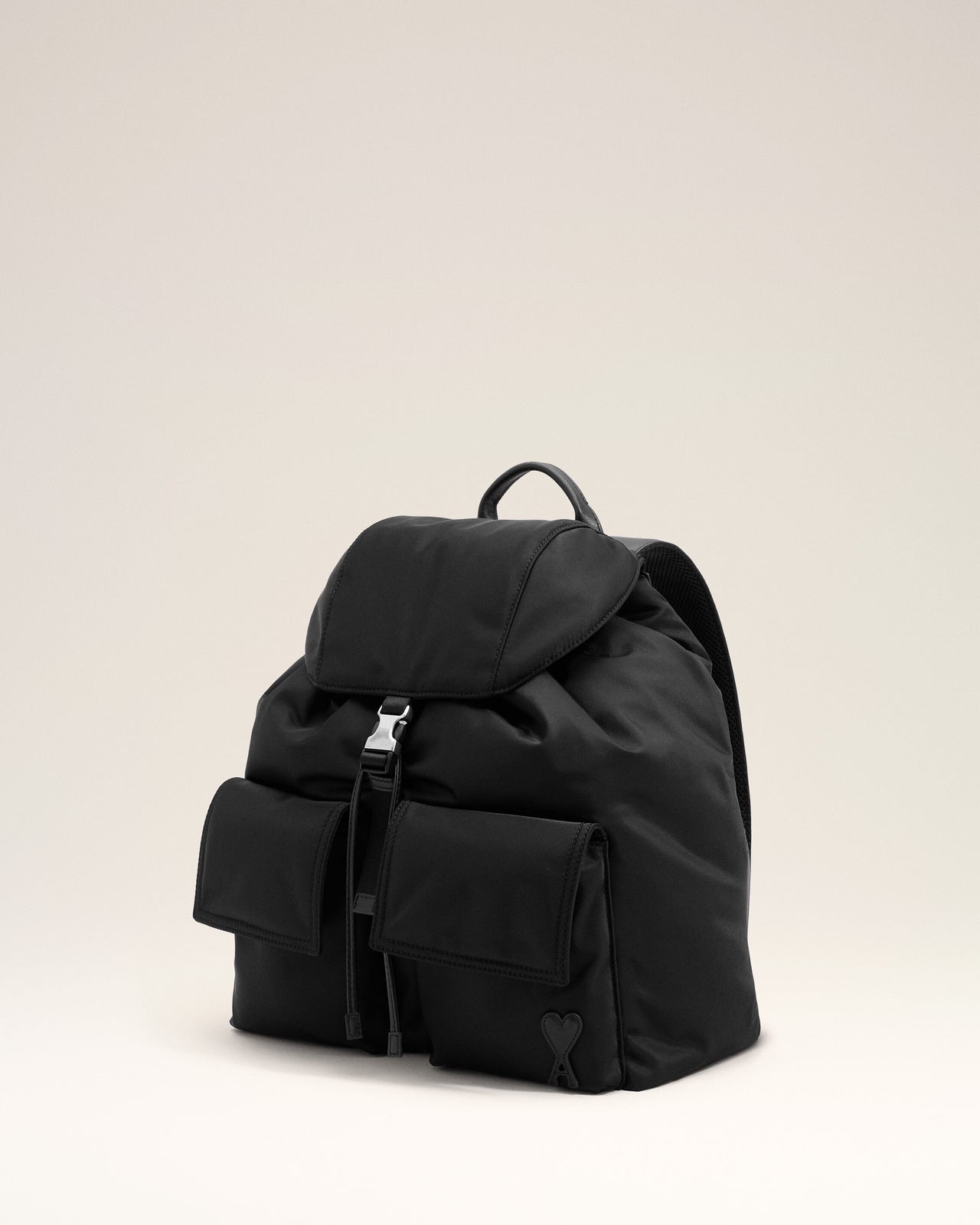 限時優惠✨訂貨🍒AMI 雙口袋款backpack✨男女同款 Size 39x34x15cm