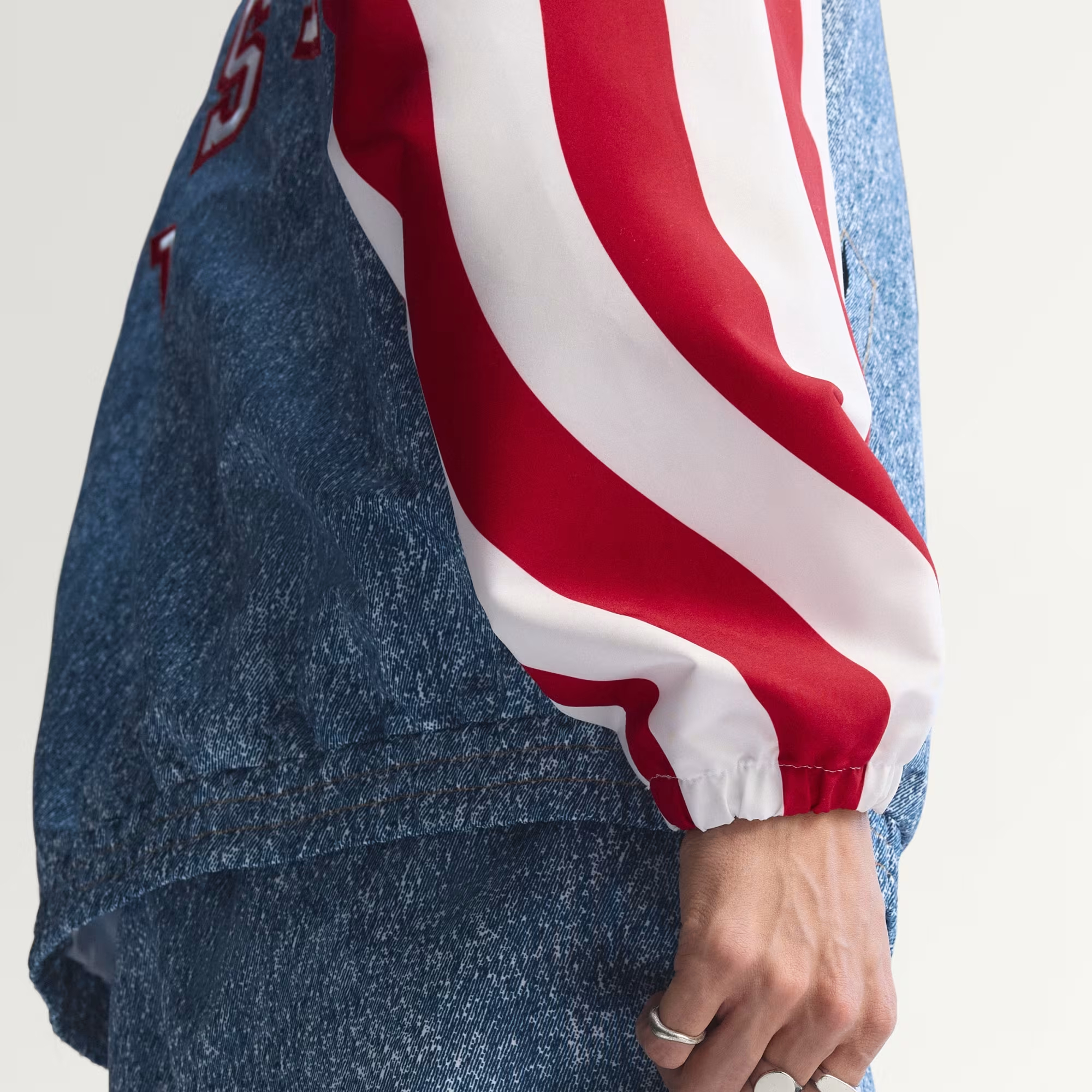 ⚽️ 復刻傳奇靈魂：Adidas "Denim" 系列 1994 視覺復古運動外套 KB2712