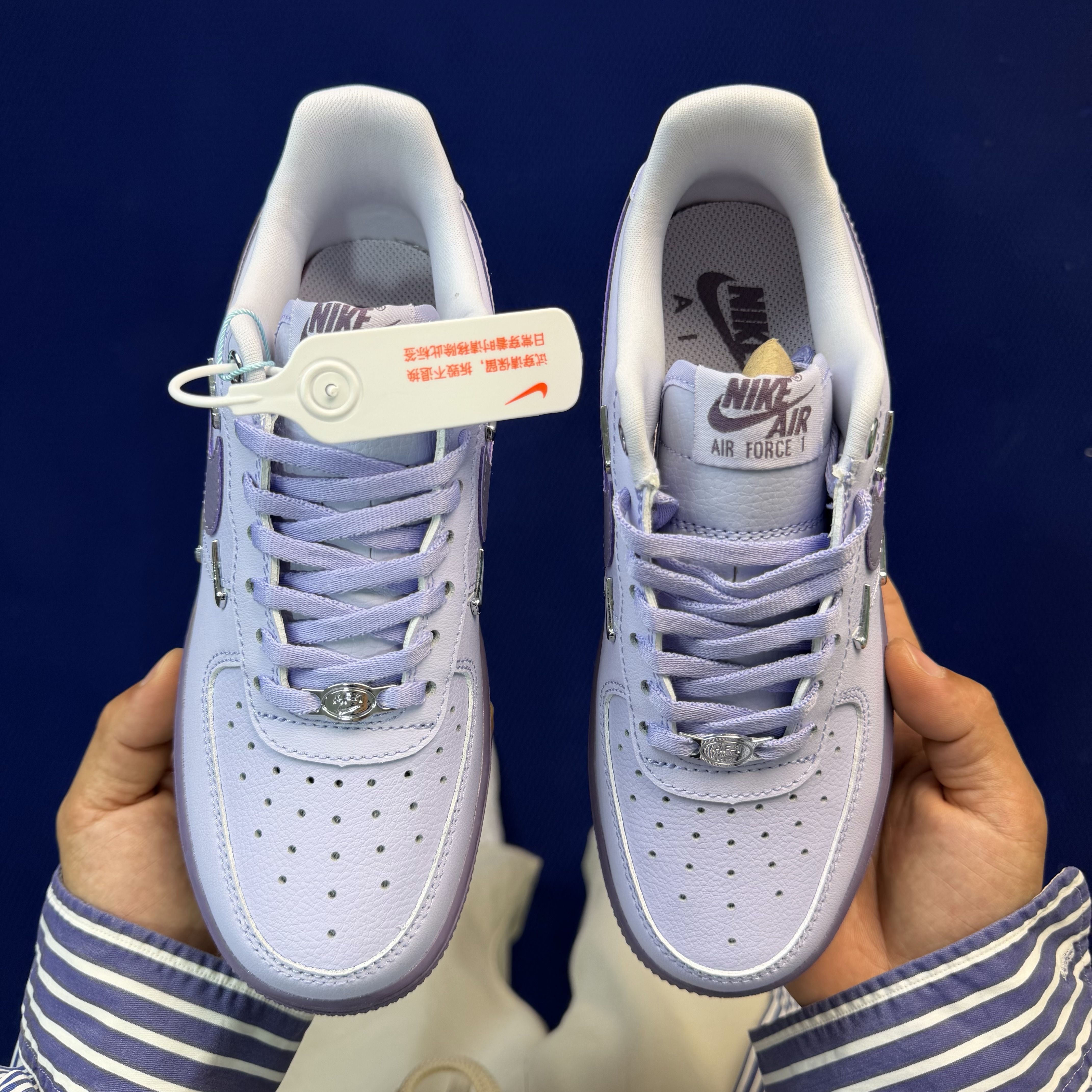 Nike Air Force 1 '07 LX IX5253-555