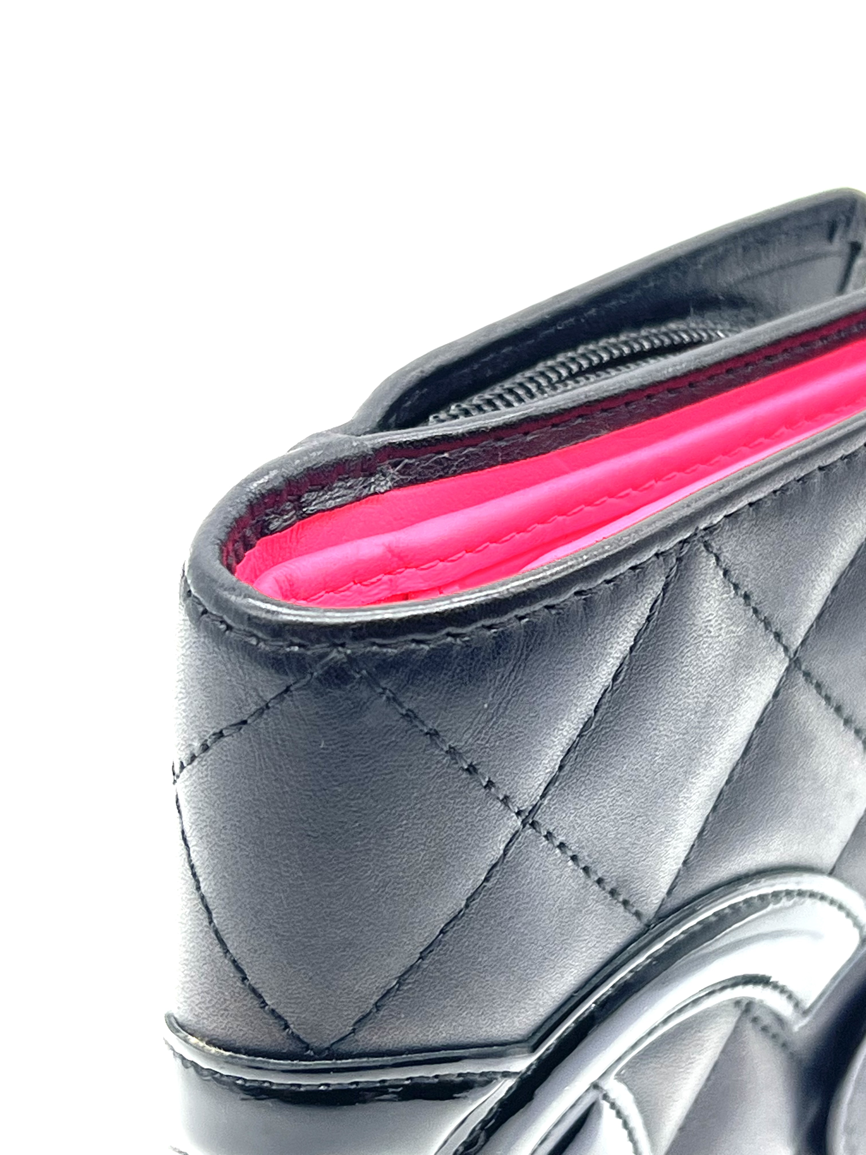 Pre-Owned CHANEL Cambon wallet / Product Code: 26041007