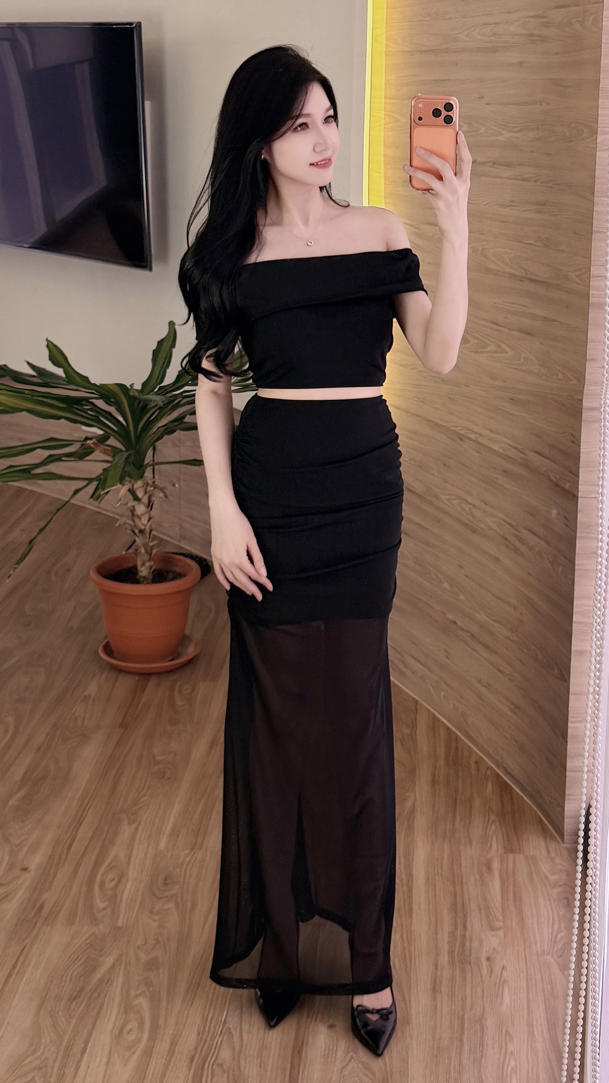 Leslie Bodycon set Wear