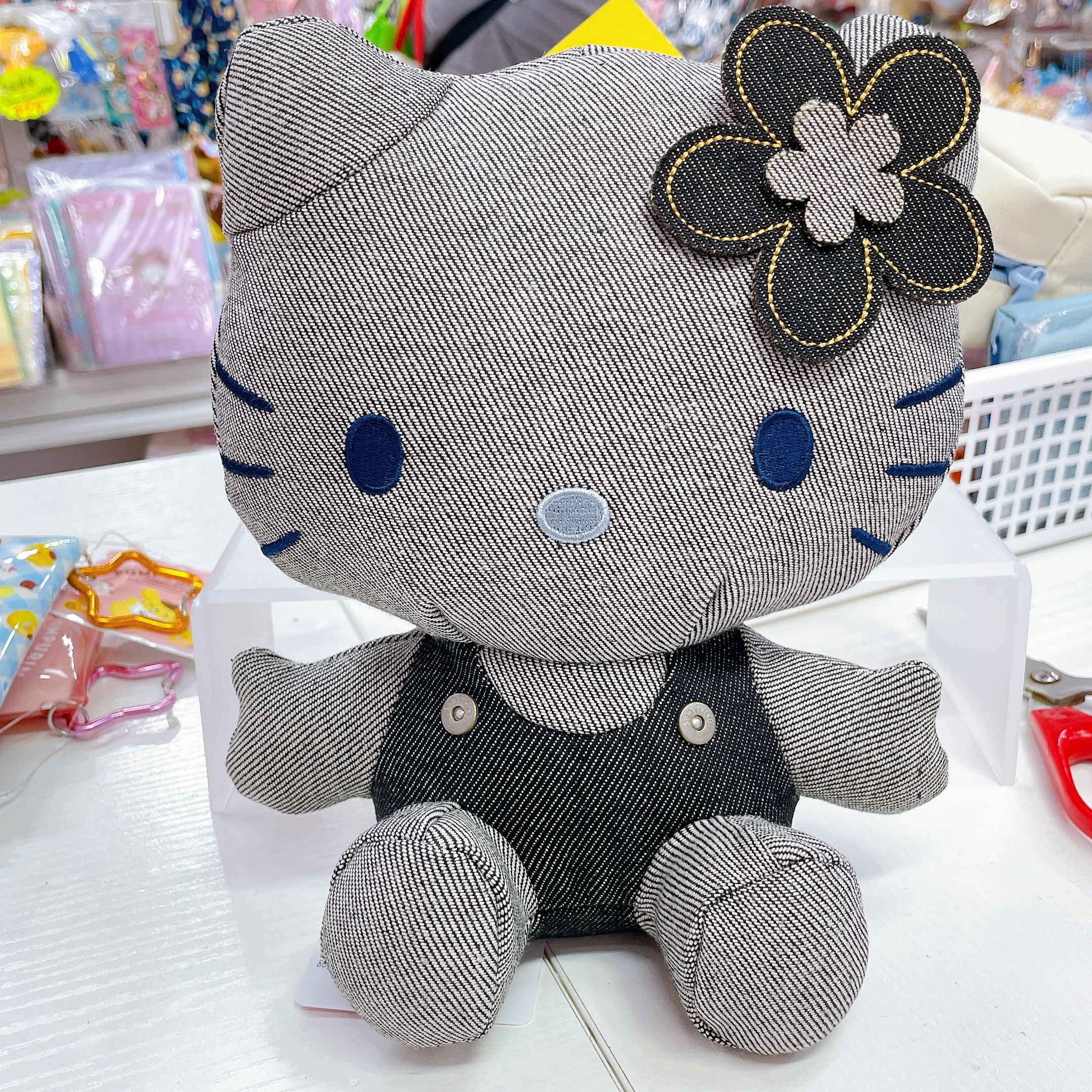 日本直送牛仔布Kitty公仔