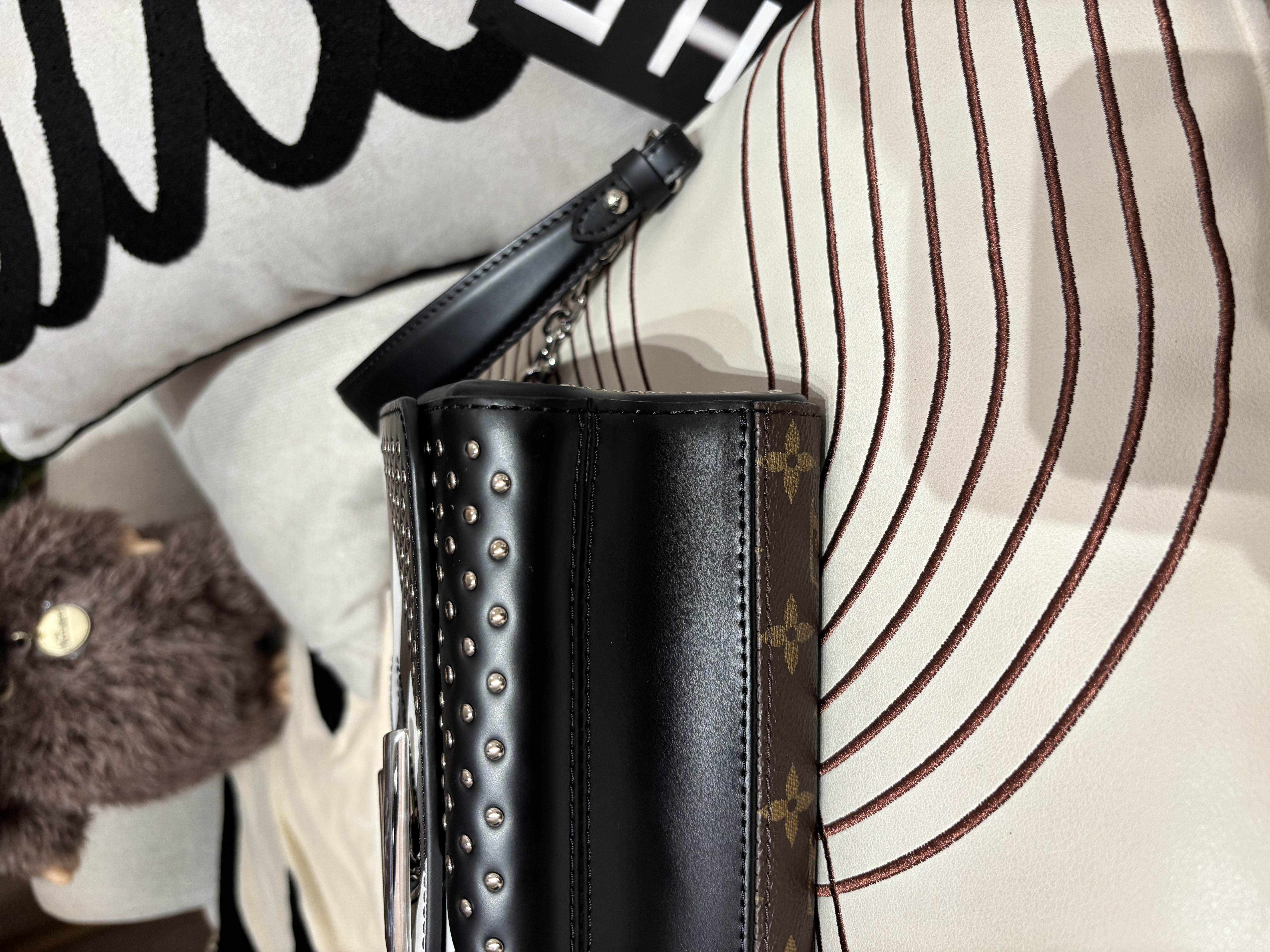 Lv twist mm limited edition 